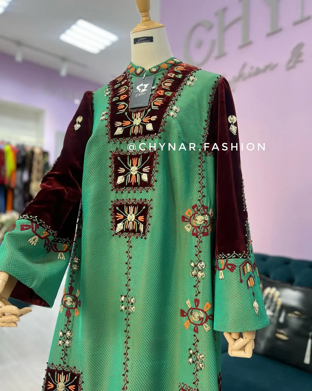 Türkmen fasonlar pombarh fasonlar Fasonlar 2025 fasonlar fason moda modalar Bezen bezen Türkmen fasonlar 2026 Türkmen fasonlar 2025 Türkmen fasonlar 2024 Türkmen fasonlar 2023 turkmenistan türkmenistan turkmen türkmen ashgabat  asgabat aşgabat balkan mary lebap dashoguz dasoguz daşoguz pombarh ponbarhat gulyupek gülýüpek stapel ştapel Gralan Çüýdeşen Abaýa Gadymy Krep Gurultaý 	Keteni Ýüpek Şifon Gipýur Lyon Welwet Atlas Kaşemir Streýç Suzana Ştapel Gülýüpek Pombarh Ýupka Gursakça Aksesuarlar Palto Penjek Okuw eşik Fata Sport eşik Uniforma Nakidka Öýme Şarf kompýuter ýaka ýaglyk Arenda köýnek 2nji el köýnek Taýyn köýnek Matalar Milli lybas milli lybaslar Toý köýnek Toý köýnekler toy koynek toy koynekler gundelik koynekler Gündelik	 
 köýnekler fata koynek Modern taze fason Eskiz koynektm turkmenkoynek türkmenkoynek fason moda moda fasonlar Iş eşik el iş	sada	ýakaly ýakasyz	keşdeli biserli	ýeňli giň nagyşly ýüregi açyk stoýka ýaka ýanly kombinasiýa 	zerli üsti aşak guşakly seçekli gysga ýeňli Keteni Toý köýnek el iş, keşdeli, ýakaly, ýanly, ýeňli, giň, nagyşly 17-25, 26-35 Ýaşyl