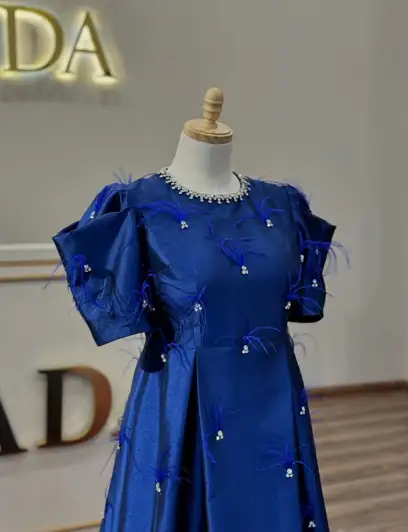 Türkmen fasonlar pombarh fasonlar Fasonlar 2025 fasonlar fason moda modalar Bezen bezen Türkmen fasonlar 2026 Türkmen fasonlar 2025 Türkmen fasonlar 2024 Türkmen fasonlar 2023 turkmenistan türkmenistan turkmen türkmen ashgabat  asgabat aşgabat balkan mary lebap dashoguz dasoguz daşoguz pombarh ponbarhat gulyupek gülýüpek stapel ştapel Gralan Çüýdeşen Abaýa Gadymy Krep Gurultaý 	Keteni Ýüpek Şifon Gipýur Lyon Welwet Atlas Kaşemir Streýç Suzana Ştapel Gülýüpek Pombarh Ýupka Gursakça Aksesuarlar Palto Penjek Okuw eşik Fata Sport eşik Uniforma Nakidka Öýme Şarf kompýuter ýaka ýaglyk Arenda köýnek 2nji el köýnek Taýyn köýnek Matalar Milli lybas milli lybaslar Toý köýnek Toý köýnekler toy koynek toy koynekler gundelik koynekler Gündelik	 
 köýnekler fata koynek Modern taze fason Eskiz koynektm turkmenkoynek türkmenkoynek fason moda moda fasonlar Iş eşik el iş	sada	ýakaly ýakasyz	keşdeli biserli	ýeňli giň nagyşly ýüregi açyk stoýka ýaka ýanly kombinasiýa 	zerli üsti aşak guşakly seçekli gysga ýeňli 