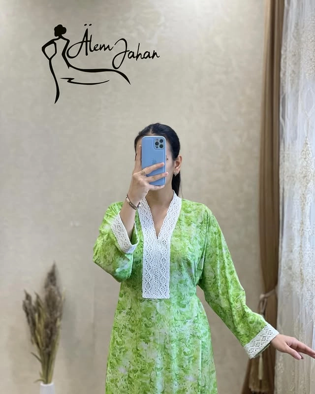 Türkmen fasonlar pombarh fasonlar Fasonlar 2025 fasonlar fason moda modalar Bezen bezen Türkmen fasonlar 2026 Türkmen fasonlar 2025 Türkmen fasonlar 2024 Türkmen fasonlar 2023 turkmenistan türkmenistan turkmen türkmen ashgabat  asgabat aşgabat balkan mary lebap dashoguz dasoguz daşoguz pombarh ponbarhat gulyupek gülýüpek stapel ştapel Gralan Çüýdeşen Abaýa Gadymy Krep Gurultaý 	Keteni Ýüpek Şifon Gipýur Lyon Welwet Atlas Kaşemir Streýç Suzana Ştapel Gülýüpek Pombarh Ýupka Gursakça Aksesuarlar Palto Penjek Okuw eşik Fata Sport eşik Uniforma Nakidka Öýme Şarf kompýuter ýaka ýaglyk Arenda köýnek 2nji el köýnek Taýyn köýnek Matalar Milli lybas milli lybaslar Toý köýnek Toý köýnekler toy koynek toy koynekler gundelik koynekler Gündelik	 
 köýnekler fata koynek Modern taze fason Eskiz koynektm turkmenkoynek türkmenkoynek fason moda moda fasonlar Iş eşik el iş	sada	ýakaly ýakasyz	keşdeli biserli	ýeňli giň nagyşly ýüregi açyk stoýka ýaka ýanly kombinasiýa 	zerli üsti aşak guşakly seçekli gysga ýeňli Ştapel Gündelik ýakasyz, ýeňli, giň 17-25, 26-35 Ýaşyl tomus Taýyn köýnek