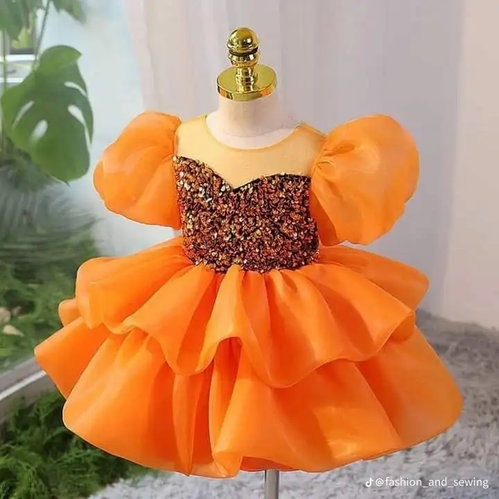 Türkmen fasonlar pombarh fasonlar Fasonlar 2025 fasonlar fason moda modalar Bezen bezen Türkmen fasonlar 2026 Türkmen fasonlar 2025 Türkmen fasonlar 2024 Türkmen fasonlar 2023 turkmenistan türkmenistan turkmen türkmen ashgabat  asgabat aşgabat balkan mary lebap dashoguz dasoguz daşoguz pombarh ponbarhat gulyupek gülýüpek stapel ştapel Gralan Çüýdeşen Abaýa Gadymy Krep Gurultaý 	Keteni Ýüpek Şifon Gipýur Lyon Welwet Atlas Kaşemir Streýç Suzana Ştapel Gülýüpek Pombarh Ýupka Gursakça Aksesuarlar Palto Penjek Okuw eşik Fata Sport eşik Uniforma Nakidka Öýme Şarf kompýuter ýaka ýaglyk Arenda köýnek 2nji el köýnek Taýyn köýnek Matalar Milli lybas milli lybaslar Toý köýnek Toý köýnekler toy koynek toy koynekler gundelik koynekler Gündelik	 
 köýnekler fata koynek Modern taze fason Eskiz koynektm turkmenkoynek türkmenkoynek fason moda moda fasonlar Iş eşik el iş	sada	ýakaly ýakasyz	keşdeli biserli	ýeňli giň nagyşly ýüregi açyk stoýka ýaka ýanly kombinasiýa 	zerli üsti aşak guşakly seçekli gysga ýeňli Toý köýnek, Modern  -12