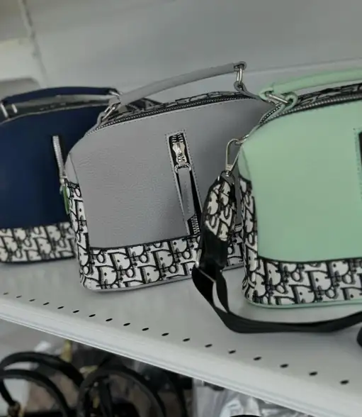 Türkmen fasonlar pombarh fasonlar Fasonlar 2025 fasonlar fason moda modalar Bezen bezen Türkmen fasonlar 2026 Türkmen fasonlar 2025 Türkmen fasonlar 2024 Türkmen fasonlar 2023 turkmenistan türkmenistan turkmen türkmen ashgabat  asgabat aşgabat balkan mary lebap dashoguz dasoguz daşoguz pombarh ponbarhat gulyupek gülýüpek stapel ştapel Gralan Çüýdeşen Abaýa Gadymy Krep Gurultaý 	Keteni Ýüpek Şifon Gipýur Lyon Welwet Atlas Kaşemir Streýç Suzana Ştapel Gülýüpek Pombarh Ýupka Gursakça Aksesuarlar Palto Penjek Okuw eşik Fata Sport eşik Uniforma Nakidka Öýme Şarf kompýuter ýaka ýaglyk Arenda köýnek 2nji el köýnek Taýyn köýnek Matalar Milli lybas milli lybaslar Toý köýnek Toý köýnekler toy koynek toy koynekler gundelik koynekler Gündelik	 
 köýnekler fata koynek Modern taze fason Eskiz koynektm turkmenkoynek türkmenkoynek fason moda moda fasonlar Iş eşik el iş	sada	ýakaly ýakasyz	keşdeli biserli	ýeňli giň nagyşly ýüregi açyk stoýka ýaka ýanly kombinasiýa 	zerli üsti aşak guşakly seçekli gysga ýeňli Gara, Ýaşyl, Kümüş  Sumka