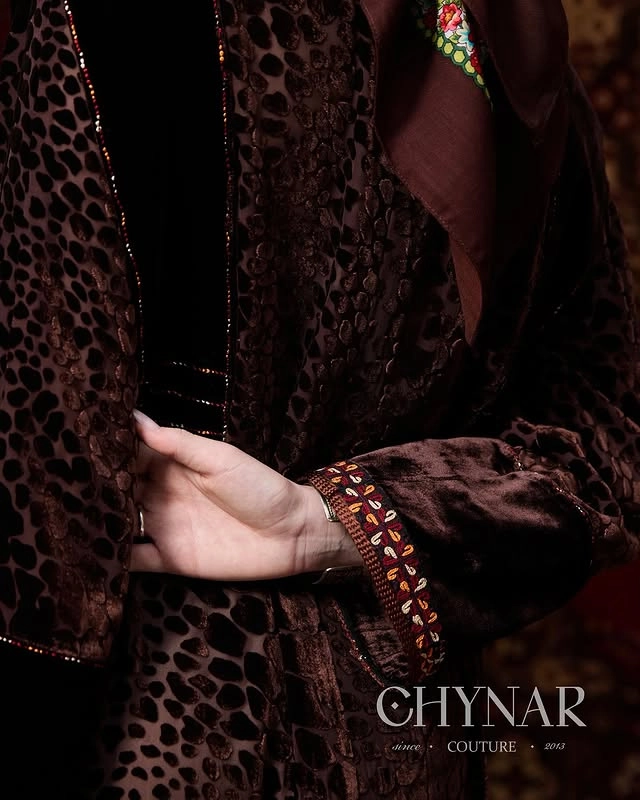 Türkmen fasonlar pombarh fasonlar Fasonlar 2025 fasonlar fason moda modalar Bezen bezen Türkmen fasonlar 2026 Türkmen fasonlar 2025 Türkmen fasonlar 2024 Türkmen fasonlar 2023 turkmenistan türkmenistan turkmen türkmen ashgabat  asgabat aşgabat balkan mary lebap dashoguz dasoguz daşoguz pombarh ponbarhat gulyupek gülýüpek stapel ştapel Gralan Çüýdeşen Abaýa Gadymy Krep Gurultaý 	Keteni Ýüpek Şifon Gipýur Lyon Welwet Atlas Kaşemir Streýç Suzana Ştapel Gülýüpek Pombarh Ýupka Gursakça Aksesuarlar Palto Penjek Okuw eşik Fata Sport eşik Uniforma Nakidka Öýme Şarf kompýuter ýaka ýaglyk Arenda köýnek 2nji el köýnek Taýyn köýnek Matalar Milli lybas milli lybaslar Toý köýnek Toý köýnekler toy koynek toy koynekler gundelik koynekler Gündelik	 
 köýnekler fata koynek Modern taze fason Eskiz koynektm turkmenkoynek türkmenkoynek fason moda moda fasonlar Iş eşik el iş	sada	ýakaly ýakasyz	keşdeli biserli	ýeňli giň nagyşly ýüregi açyk stoýka ýaka ýanly kombinasiýa 	zerli üsti aşak guşakly seçekli gysga ýeňli Panbarhat (Pombarh) Toý köýnek el iş, keşdeli, ýakaly, ýanly, ýeňli, giň, nagyşly 26-35 Goňur yaz, guyz