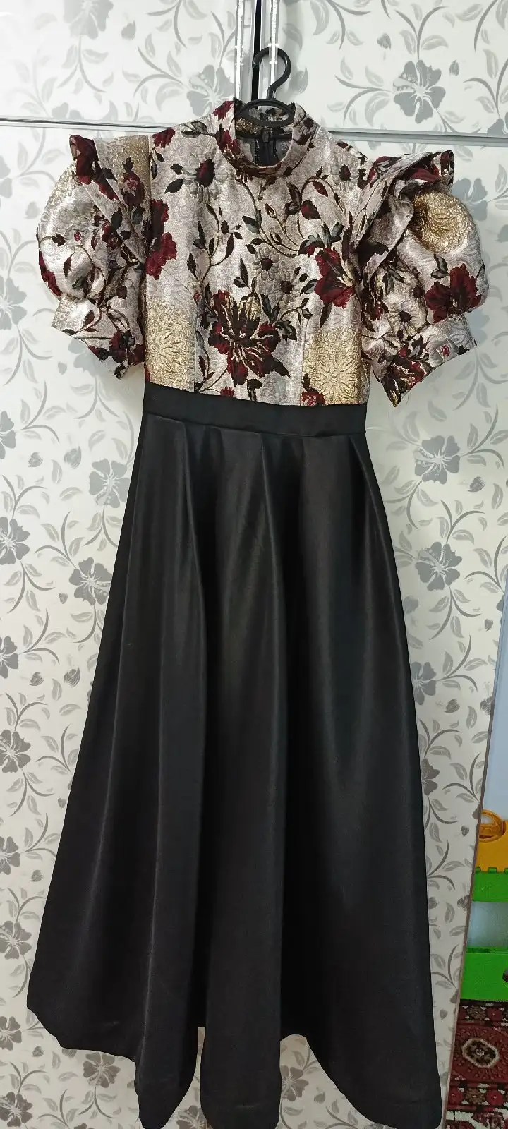 Türkmen fasonlar pombarh fasonlar Fasonlar 2025 fasonlar fason moda modalar Bezen bezen Türkmen fasonlar 2026 Türkmen fasonlar 2025 Türkmen fasonlar 2024 Türkmen fasonlar 2023 turkmenistan türkmenistan turkmen türkmen ashgabat  asgabat aşgabat balkan mary lebap dashoguz dasoguz daşoguz pombarh ponbarhat gulyupek gülýüpek stapel ştapel Gralan Çüýdeşen Abaýa Gadymy Krep Gurultaý 	Keteni Ýüpek Şifon Gipýur Lyon Welwet Atlas Kaşemir Streýç Suzana Ştapel Gülýüpek Pombarh Ýupka Gursakça Aksesuarlar Palto Penjek Okuw eşik Fata Sport eşik Uniforma Nakidka Öýme Şarf kompýuter ýaka ýaglyk Arenda köýnek 2nji el köýnek Taýyn köýnek Matalar Milli lybas milli lybaslar Toý köýnek Toý köýnekler toy koynek toy koynekler gundelik koynekler Gündelik	 
 köýnekler fata koynek Modern taze fason Eskiz koynektm turkmenkoynek türkmenkoynek fason moda moda fasonlar Iş eşik el iş	sada	ýakaly ýakasyz	keşdeli biserli	ýeňli giň nagyşly ýüregi açyk stoýka ýaka ýanly kombinasiýa 	zerli üsti aşak guşakly seçekli gysga ýeňli 