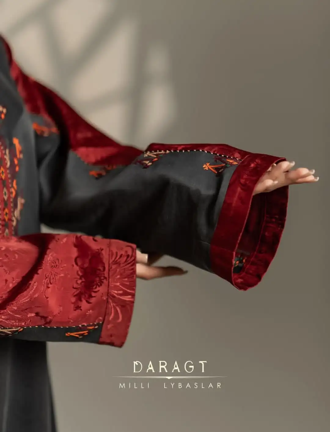 Türkmen fasonlar pombarh fasonlar Fasonlar 2025 fasonlar fason moda modalar Bezen bezen Türkmen fasonlar 2026 Türkmen fasonlar 2025 Türkmen fasonlar 2024 Türkmen fasonlar 2023 turkmenistan türkmenistan turkmen türkmen ashgabat  asgabat aşgabat balkan mary lebap dashoguz dasoguz daşoguz pombarh ponbarhat gulyupek gülýüpek stapel ştapel Gralan Çüýdeşen Abaýa Gadymy Krep Gurultaý 	Keteni Ýüpek Şifon Gipýur Lyon Welwet Atlas Kaşemir Streýç Suzana Ştapel Gülýüpek Pombarh Ýupka Gursakça Aksesuarlar Palto Penjek Okuw eşik Fata Sport eşik Uniforma Nakidka Öýme Şarf kompýuter ýaka ýaglyk Arenda köýnek 2nji el köýnek Taýyn köýnek Matalar Milli lybas milli lybaslar Toý köýnek Toý köýnekler toy koynek toy koynekler gundelik koynekler Gündelik	 
 köýnekler fata koynek Modern taze fason Eskiz koynektm turkmenkoynek türkmenkoynek fason moda moda fasonlar Iş eşik el iş	sada	ýakaly ýakasyz	keşdeli biserli	ýeňli giň nagyşly ýüregi açyk stoýka ýaka ýanly kombinasiýa 	zerli üsti aşak guşakly seçekli gysga ýeňli 