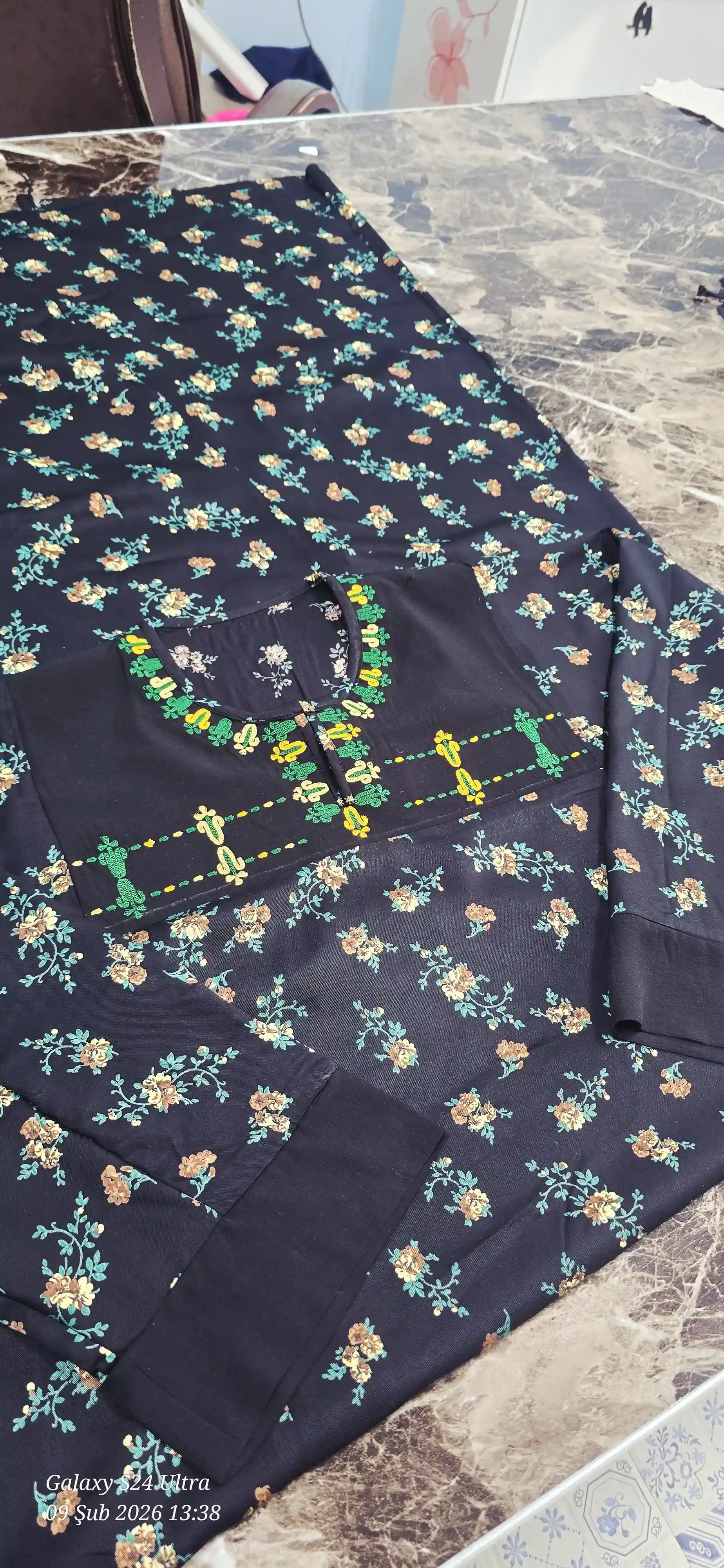 Türkmen fasonlar pombarh fasonlar Fasonlar 2025 fasonlar fason moda modalar Bezen bezen Türkmen fasonlar 2026 Türkmen fasonlar 2025 Türkmen fasonlar 2024 Türkmen fasonlar 2023 turkmenistan türkmenistan turkmen türkmen ashgabat  asgabat aşgabat balkan mary lebap dashoguz dasoguz daşoguz pombarh ponbarhat gulyupek gülýüpek stapel ştapel Gralan Çüýdeşen Abaýa Gadymy Krep Gurultaý 	Keteni Ýüpek Şifon Gipýur Lyon Welwet Atlas Kaşemir Streýç Suzana Ştapel Gülýüpek Pombarh Ýupka Gursakça Aksesuarlar Palto Penjek Okuw eşik Fata Sport eşik Uniforma Nakidka Öýme Şarf kompýuter ýaka ýaglyk Arenda köýnek 2nji el köýnek Taýyn köýnek Matalar Milli lybas milli lybaslar Toý köýnek Toý köýnekler toy koynek toy koynekler gundelik koynekler Gündelik	 
 köýnekler fata koynek Modern taze fason Eskiz koynektm turkmenkoynek türkmenkoynek fason moda moda fasonlar Iş eşik el iş	sada	ýakaly ýakasyz	keşdeli biserli	ýeňli giň nagyşly ýüregi açyk stoýka ýaka ýanly kombinasiýa 	zerli üsti aşak guşakly seçekli gysga ýeňli 