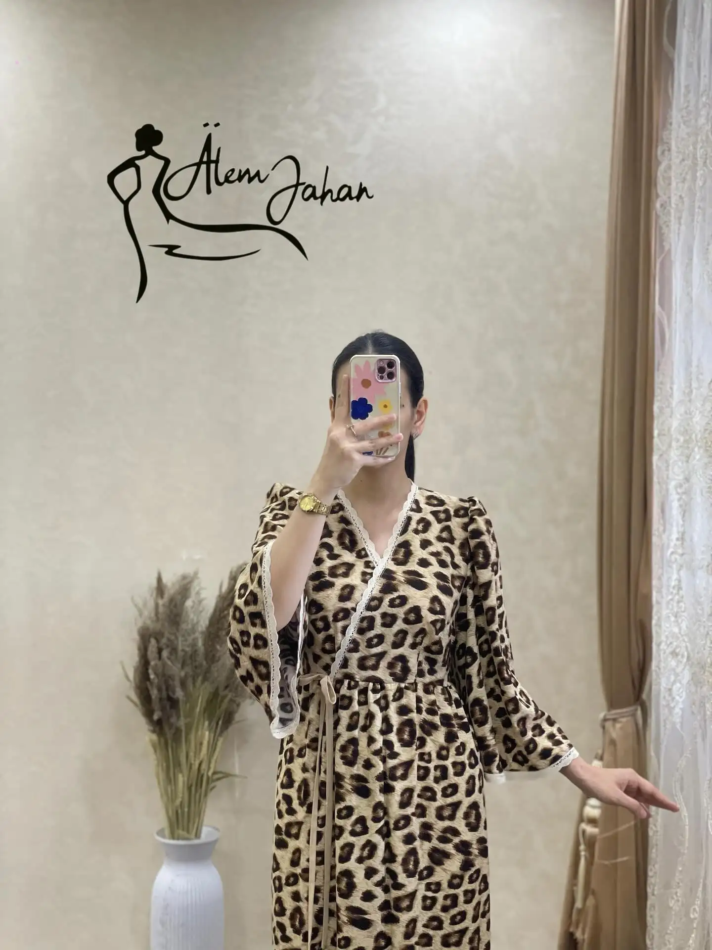 Türkmen fasonlar pombarh fasonlar Fasonlar 2025 fasonlar fason moda modalar Bezen bezen Türkmen fasonlar 2026 Türkmen fasonlar 2025 Türkmen fasonlar 2024 Türkmen fasonlar 2023 turkmenistan türkmenistan turkmen türkmen ashgabat  asgabat aşgabat balkan mary lebap dashoguz dasoguz daşoguz pombarh ponbarhat gulyupek gülýüpek stapel ştapel Gralan Çüýdeşen Abaýa Gadymy Krep Gurultaý 	Keteni Ýüpek Şifon Gipýur Lyon Welwet Atlas Kaşemir Streýç Suzana Ştapel Gülýüpek Pombarh Ýupka Gursakça Aksesuarlar Palto Penjek Okuw eşik Fata Sport eşik Uniforma Nakidka Öýme Şarf kompýuter ýaka ýaglyk Arenda köýnek 2nji el köýnek Taýyn köýnek Matalar Milli lybas milli lybaslar Toý köýnek Toý köýnekler toy koynek toy koynekler gundelik koynekler Gündelik	 
 köýnekler fata koynek Modern taze fason Eskiz koynektm turkmenkoynek türkmenkoynek fason moda moda fasonlar Iş eşik el iş	sada	ýakaly ýakasyz	keşdeli biserli	ýeňli giň nagyşly ýüregi açyk stoýka ýaka ýanly kombinasiýa 	zerli üsti aşak guşakly seçekli gysga ýeňli Ştapel Gündelik ýakasyz, ýeňli, giň 17-25, 26-35  yaz, tomus, guyz