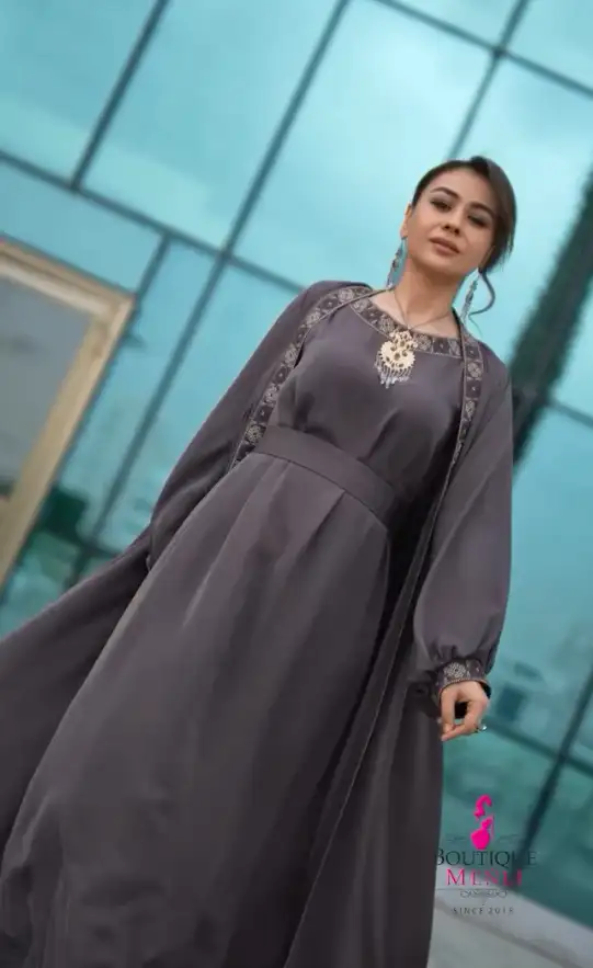 Türkmen fasonlar pombarh fasonlar Fasonlar 2025 fasonlar fason moda modalar Bezen bezen Türkmen fasonlar 2026 Türkmen fasonlar 2025 Türkmen fasonlar 2024 Türkmen fasonlar 2023 turkmenistan türkmenistan turkmen türkmen ashgabat  asgabat aşgabat balkan mary lebap dashoguz dasoguz daşoguz pombarh ponbarhat gulyupek gülýüpek stapel ştapel Gralan Çüýdeşen Abaýa Gadymy Krep Gurultaý 	Keteni Ýüpek Şifon Gipýur Lyon Welwet Atlas Kaşemir Streýç Suzana Ştapel Gülýüpek Pombarh Ýupka Gursakça Aksesuarlar Palto Penjek Okuw eşik Fata Sport eşik Uniforma Nakidka Öýme Şarf kompýuter ýaka ýaglyk Arenda köýnek 2nji el köýnek Taýyn köýnek Matalar Milli lybas milli lybaslar Toý köýnek Toý köýnekler toy koynek toy koynekler gundelik koynekler Gündelik	 
 köýnekler fata koynek Modern taze fason Eskiz koynektm turkmenkoynek türkmenkoynek fason moda moda fasonlar Iş eşik el iş	sada	ýakaly ýakasyz	keşdeli biserli	ýeňli giň nagyşly ýüregi açyk stoýka ýaka ýanly kombinasiýa 	zerli üsti aşak guşakly seçekli gysga ýeňli Modern ýakasyz, gysga ýeňli, giň, nagyşly 17-25, 26-35 Wizon yaz, tomus, guyz