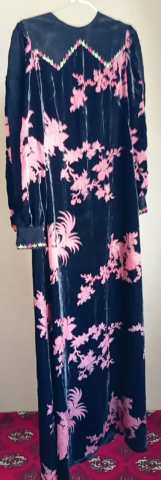 Türkmen fasonlar pombarh fasonlar Fasonlar 2025 fasonlar fason moda modalar Bezen bezen Türkmen fasonlar 2026 Türkmen fasonlar 2025 Türkmen fasonlar 2024 Türkmen fasonlar 2023 turkmenistan türkmenistan turkmen türkmen ashgabat  asgabat aşgabat balkan mary lebap dashoguz dasoguz daşoguz pombarh ponbarhat gulyupek gülýüpek stapel ştapel Gralan Çüýdeşen Abaýa Gadymy Krep Gurultaý 	Keteni Ýüpek Şifon Gipýur Lyon Welwet Atlas Kaşemir Streýç Suzana Ştapel Gülýüpek Pombarh Ýupka Gursakça Aksesuarlar Palto Penjek Okuw eşik Fata Sport eşik Uniforma Nakidka Öýme Şarf kompýuter ýaka ýaglyk Arenda köýnek 2nji el köýnek Taýyn köýnek Matalar Milli lybas milli lybaslar Toý köýnek Toý köýnekler toy koynek toy koynekler gundelik koynekler Gündelik	 
 köýnekler fata koynek Modern taze fason Eskiz koynektm turkmenkoynek türkmenkoynek fason moda moda fasonlar Iş eşik el iş	sada	ýakaly ýakasyz	keşdeli biserli	ýeňli giň nagyşly ýüregi açyk stoýka ýaka ýanly kombinasiýa 	zerli üsti aşak guşakly seçekli gysga ýeňli 