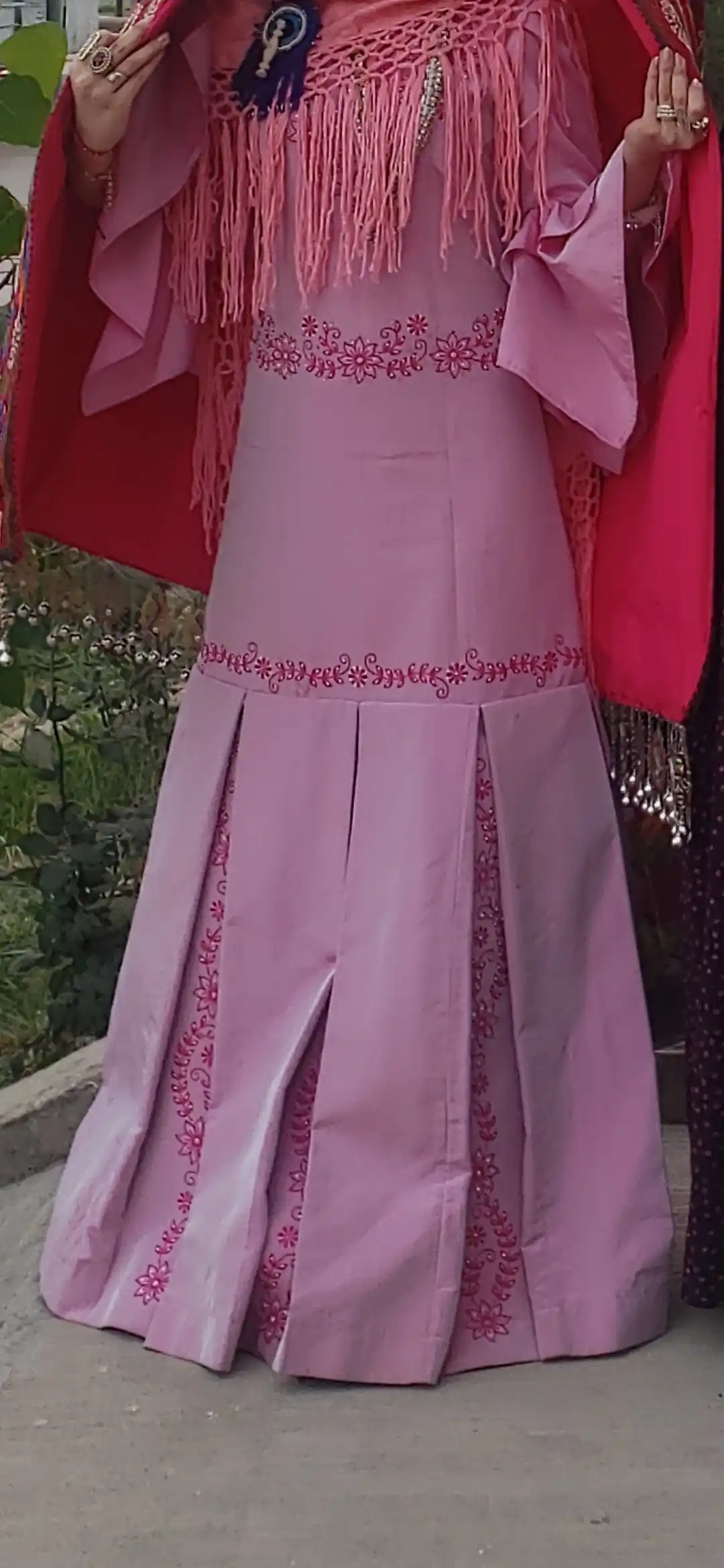 Türkmen fasonlar pombarh fasonlar Fasonlar 2025 fasonlar fason moda modalar Bezen bezen Türkmen fasonlar 2026 Türkmen fasonlar 2025 Türkmen fasonlar 2024 Türkmen fasonlar 2023 turkmenistan türkmenistan turkmen türkmen ashgabat  asgabat aşgabat balkan mary lebap dashoguz dasoguz daşoguz pombarh ponbarhat gulyupek gülýüpek stapel ştapel Gralan Çüýdeşen Abaýa Gadymy Krep Gurultaý 	Keteni Ýüpek Şifon Gipýur Lyon Welwet Atlas Kaşemir Streýç Suzana Ştapel Gülýüpek Pombarh Ýupka Gursakça Aksesuarlar Palto Penjek Okuw eşik Fata Sport eşik Uniforma Nakidka Öýme Şarf kompýuter ýaka ýaglyk Arenda köýnek 2nji el köýnek Taýyn köýnek Matalar Milli lybas milli lybaslar Toý köýnek Toý köýnekler toy koynek toy koynekler gundelik koynekler Gündelik	 
 köýnekler fata koynek Modern taze fason Eskiz koynektm turkmenkoynek türkmenkoynek fason moda moda fasonlar Iş eşik el iş	sada	ýakaly ýakasyz	keşdeli biserli	ýeňli giň nagyşly ýüregi açyk stoýka ýaka ýanly kombinasiýa 	zerli üsti aşak guşakly seçekli gysga ýeňli Keteni Toý köýnek ýakasyz, ýeňli 17-25, 26-35 Gülgüne yaz, tomus, guyz