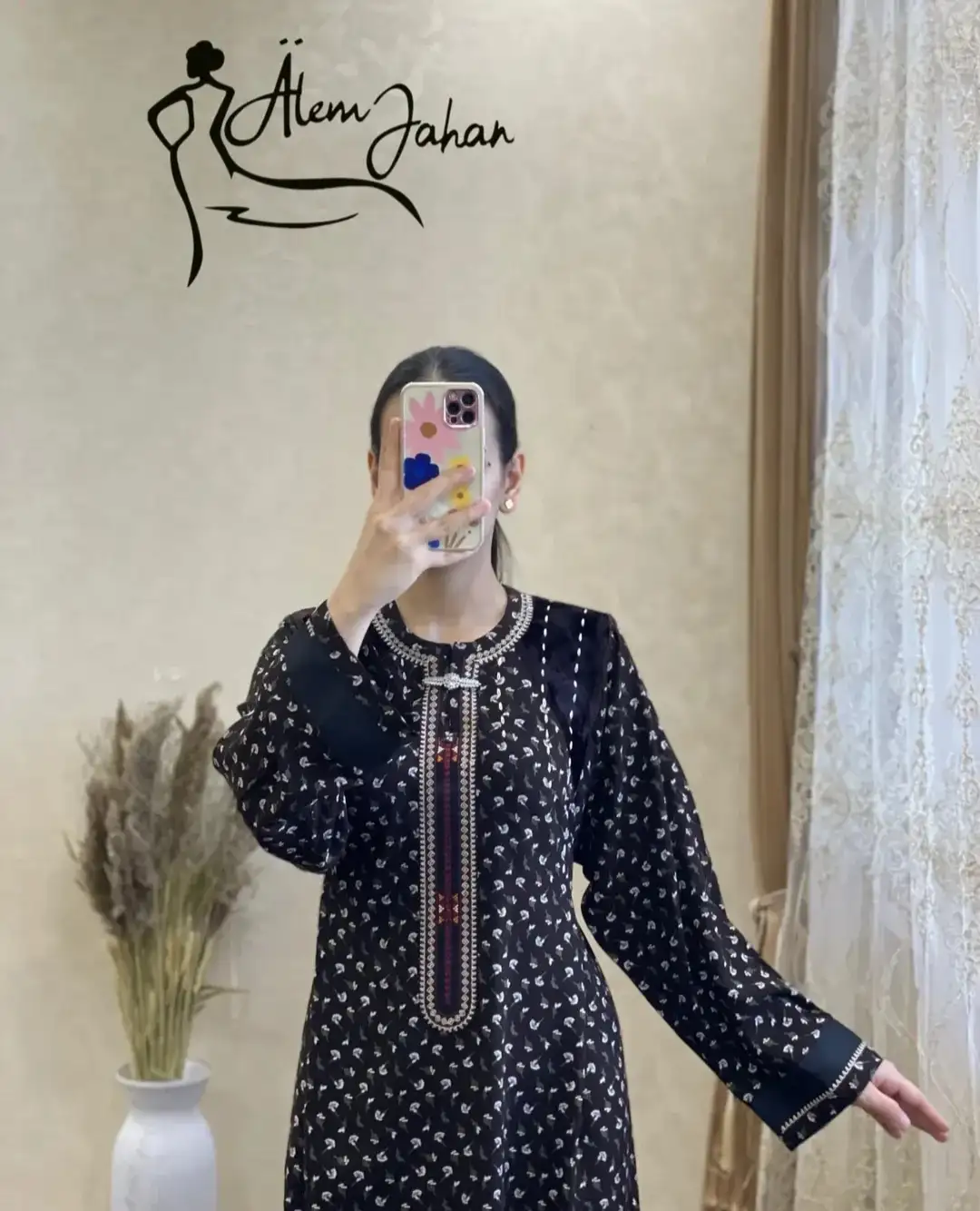 Türkmen fasonlar pombarh fasonlar Fasonlar 2025 fasonlar fason moda modalar Bezen bezen Türkmen fasonlar 2026 Türkmen fasonlar 2025 Türkmen fasonlar 2024 Türkmen fasonlar 2023 turkmenistan türkmenistan turkmen türkmen ashgabat  asgabat aşgabat balkan mary lebap dashoguz dasoguz daşoguz pombarh ponbarhat gulyupek gülýüpek stapel ştapel Gralan Çüýdeşen Abaýa Gadymy Krep Gurultaý 	Keteni Ýüpek Şifon Gipýur Lyon Welwet Atlas Kaşemir Streýç Suzana Ştapel Gülýüpek Pombarh Ýupka Gursakça Aksesuarlar Palto Penjek Okuw eşik Fata Sport eşik Uniforma Nakidka Öýme Şarf kompýuter ýaka ýaglyk Arenda köýnek 2nji el köýnek Taýyn köýnek Matalar Milli lybas milli lybaslar Toý köýnek Toý köýnekler toy koynek toy koynekler gundelik koynekler Gündelik	 
 köýnekler fata koynek Modern taze fason Eskiz koynektm turkmenkoynek türkmenkoynek fason moda moda fasonlar Iş eşik el iş	sada	ýakaly ýakasyz	keşdeli biserli	ýeňli giň nagyşly ýüregi açyk stoýka ýaka ýanly kombinasiýa 	zerli üsti aşak guşakly seçekli gysga ýeňli Ştapel Gündelik el iş, ýakaly, ýeňli, giň 17-25, 26-35 Gara tomus, guyz Taýyn köýnek