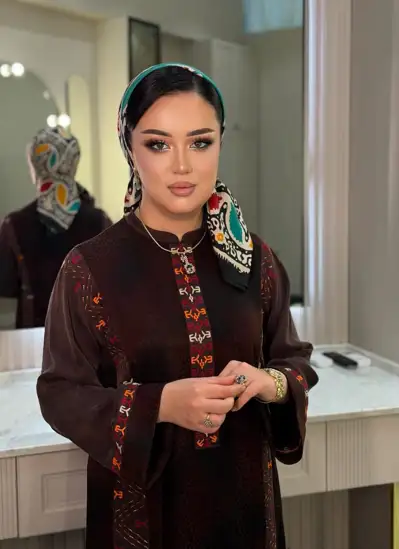 Türkmen fasonlar pombarh fasonlar Fasonlar 2025 fasonlar fason moda modalar Bezen bezen Türkmen fasonlar 2026 Türkmen fasonlar 2025 Türkmen fasonlar 2024 Türkmen fasonlar 2023 turkmenistan türkmenistan turkmen türkmen ashgabat  asgabat aşgabat balkan mary lebap dashoguz dasoguz daşoguz pombarh ponbarhat gulyupek gülýüpek stapel ştapel Gralan Çüýdeşen Abaýa Gadymy Krep Gurultaý 	Keteni Ýüpek Şifon Gipýur Lyon Welwet Atlas Kaşemir Streýç Suzana Ştapel Gülýüpek Pombarh Ýupka Gursakça Aksesuarlar Palto Penjek Okuw eşik Fata Sport eşik Uniforma Nakidka Öýme Şarf kompýuter ýaka ýaglyk Arenda köýnek 2nji el köýnek Taýyn köýnek Matalar Milli lybas milli lybaslar Toý köýnek Toý köýnekler toy koynek toy koynekler gundelik koynekler Gündelik	 
 köýnekler fata koynek Modern taze fason Eskiz koynektm turkmenkoynek türkmenkoynek fason moda moda fasonlar Iş eşik el iş	sada	ýakaly ýakasyz	keşdeli biserli	ýeňli giň nagyşly ýüregi açyk stoýka ýaka ýanly kombinasiýa 	zerli üsti aşak guşakly seçekli gysga ýeňli 