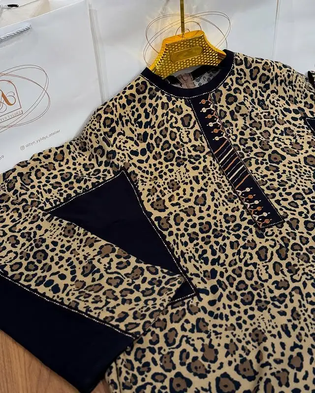 Türkmen fasonlar pombarh fasonlar Fasonlar 2025 fasonlar fason moda modalar Bezen bezen Türkmen fasonlar 2026 Türkmen fasonlar 2025 Türkmen fasonlar 2024 Türkmen fasonlar 2023 turkmenistan türkmenistan turkmen türkmen ashgabat  asgabat aşgabat balkan mary lebap dashoguz dasoguz daşoguz pombarh ponbarhat gulyupek gülýüpek stapel ştapel Gralan Çüýdeşen Abaýa Gadymy Krep Gurultaý 	Keteni Ýüpek Şifon Gipýur Lyon Welwet Atlas Kaşemir Streýç Suzana Ştapel Gülýüpek Pombarh Ýupka Gursakça Aksesuarlar Palto Penjek Okuw eşik Fata Sport eşik Uniforma Nakidka Öýme Şarf kompýuter ýaka ýaglyk Arenda köýnek 2nji el köýnek Taýyn köýnek Matalar Milli lybas milli lybaslar Toý köýnek Toý köýnekler toy koynek toy koynekler gundelik koynekler Gündelik	 
 köýnekler fata koynek Modern taze fason Eskiz koynektm turkmenkoynek türkmenkoynek fason moda moda fasonlar Iş eşik el iş	sada	ýakaly ýakasyz	keşdeli biserli	ýeňli giň nagyşly ýüregi açyk stoýka ýaka ýanly kombinasiýa 	zerli üsti aşak guşakly seçekli gysga ýeňli Ştapel Gündelik ýakaly, ýeňli, giň 26-35  tomus, guyz