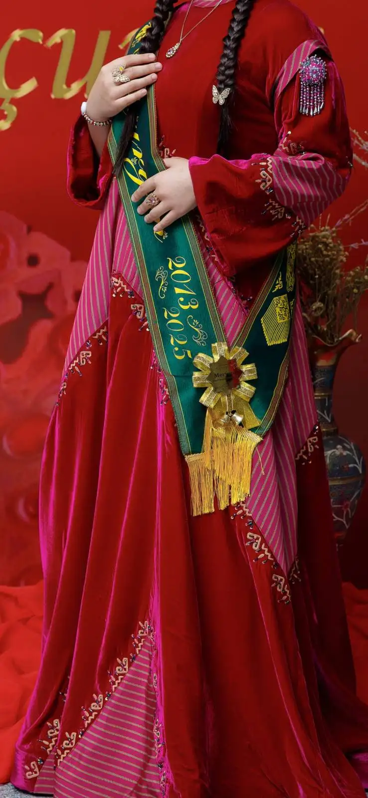 Türkmen fasonlar pombarh fasonlar Fasonlar 2025 fasonlar fason moda modalar Bezen bezen Türkmen fasonlar 2026 Türkmen fasonlar 2025 Türkmen fasonlar 2024 Türkmen fasonlar 2023 turkmenistan türkmenistan turkmen türkmen ashgabat  asgabat aşgabat balkan mary lebap dashoguz dasoguz daşoguz pombarh ponbarhat gulyupek gülýüpek stapel ştapel Gralan Çüýdeşen Abaýa Gadymy Krep Gurultaý 	Keteni Ýüpek Şifon Gipýur Lyon Welwet Atlas Kaşemir Streýç Suzana Ştapel Gülýüpek Pombarh Ýupka Gursakça Aksesuarlar Palto Penjek Okuw eşik Fata Sport eşik Uniforma Nakidka Öýme Şarf kompýuter ýaka ýaglyk Arenda köýnek 2nji el köýnek Taýyn köýnek Matalar Milli lybas milli lybaslar Toý köýnek Toý köýnekler toy koynek toy koynekler gundelik koynekler Gündelik	 
 köýnekler fata koynek Modern taze fason Eskiz koynektm turkmenkoynek türkmenkoynek fason moda moda fasonlar Iş eşik el iş	sada	ýakaly ýakasyz	keşdeli biserli	ýeňli giň nagyşly ýüregi açyk stoýka ýaka ýanly kombinasiýa 	zerli üsti aşak guşakly seçekli gysga ýeňli 