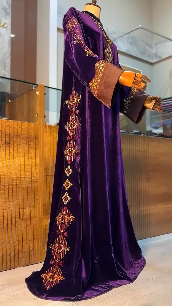 Türkmen fasonlar pombarh fasonlar Fasonlar 2025 fasonlar fason moda modalar Bezen bezen Türkmen fasonlar 2026 Türkmen fasonlar 2025 Türkmen fasonlar 2024 Türkmen fasonlar 2023 turkmenistan türkmenistan turkmen türkmen ashgabat  asgabat aşgabat balkan mary lebap dashoguz dasoguz daşoguz pombarh ponbarhat gulyupek gülýüpek stapel ştapel Gralan Çüýdeşen Abaýa Gadymy Krep Gurultaý 	Keteni Ýüpek Şifon Gipýur Lyon Welwet Atlas Kaşemir Streýç Suzana Ştapel Gülýüpek Pombarh Ýupka Gursakça Aksesuarlar Palto Penjek Okuw eşik Fata Sport eşik Uniforma Nakidka Öýme Şarf kompýuter ýaka ýaglyk Arenda köýnek 2nji el köýnek Taýyn köýnek Matalar Milli lybas milli lybaslar Toý köýnek Toý köýnekler toy koynek toy koynekler gundelik koynekler Gündelik	 
 köýnekler fata koynek Modern taze fason Eskiz koynektm turkmenkoynek türkmenkoynek fason moda moda fasonlar Iş eşik el iş	sada	ýakaly ýakasyz	keşdeli biserli	ýeňli giň nagyşly ýüregi açyk stoýka ýaka ýanly kombinasiýa 	zerli üsti aşak guşakly seçekli gysga ýeňli Panbarhat (Pombarh) Toý köýnek el iş, keşdeli, ýakaly, ýeňli, giň, nagyşly 26-35 #4B2C75 yaz, guyz, gysh