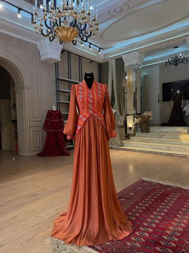 Türkmen fasonlar pombarh fasonlar Fasonlar 2025 fasonlar fason moda modalar Bezen bezen Türkmen fasonlar 2026 Türkmen fasonlar 2025 Türkmen fasonlar 2024 Türkmen fasonlar 2023 turkmenistan türkmenistan turkmen türkmen ashgabat  asgabat aşgabat balkan mary lebap dashoguz dasoguz daşoguz pombarh ponbarhat gulyupek gülýüpek stapel ştapel Gralan Çüýdeşen Abaýa Gadymy Krep Gurultaý 	Keteni Ýüpek Şifon Gipýur Lyon Welwet Atlas Kaşemir Streýç Suzana Ştapel Gülýüpek Pombarh Ýupka Gursakça Aksesuarlar Palto Penjek Okuw eşik Fata Sport eşik Uniforma Nakidka Öýme Şarf kompýuter ýaka ýaglyk Arenda köýnek 2nji el köýnek Taýyn köýnek Matalar Milli lybas milli lybaslar Toý köýnek Toý köýnekler toy koynek toy koynekler gundelik koynekler Gündelik	 
 köýnekler fata koynek Modern taze fason Eskiz koynektm turkmenkoynek türkmenkoynek fason moda moda fasonlar Iş eşik el iş	sada	ýakaly ýakasyz	keşdeli biserli	ýeňli giň nagyşly ýüregi açyk stoýka ýaka ýanly kombinasiýa 	zerli üsti aşak guşakly seçekli gysga ýeňli 