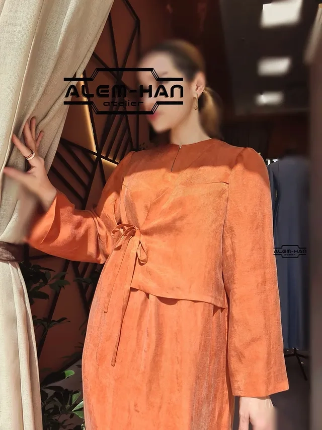 Türkmen fasonlar pombarh fasonlar Fasonlar 2025 fasonlar fason moda modalar Bezen bezen Türkmen fasonlar 2026 Türkmen fasonlar 2025 Türkmen fasonlar 2024 Türkmen fasonlar 2023 turkmenistan türkmenistan turkmen türkmen ashgabat  asgabat aşgabat balkan mary lebap dashoguz dasoguz daşoguz pombarh ponbarhat gulyupek gülýüpek stapel ştapel Gralan Çüýdeşen Abaýa Gadymy Krep Gurultaý 	Keteni Ýüpek Şifon Gipýur Lyon Welwet Atlas Kaşemir Streýç Suzana Ştapel Gülýüpek Pombarh Ýupka Gursakça Aksesuarlar Palto Penjek Okuw eşik Fata Sport eşik Uniforma Nakidka Öýme Şarf kompýuter ýaka ýaglyk Arenda köýnek 2nji el köýnek Taýyn köýnek Matalar Milli lybas milli lybaslar Toý köýnek Toý köýnekler toy koynek toy koynekler gundelik koynekler Gündelik	 
 köýnekler fata koynek Modern taze fason Eskiz koynektm turkmenkoynek türkmenkoynek fason moda moda fasonlar Iş eşik el iş	sada	ýakaly ýakasyz	keşdeli biserli	ýeňli giň nagyşly ýüregi açyk stoýka ýaka ýanly kombinasiýa 	zerli üsti aşak guşakly seçekli gysga ýeňli Toý köýnek, Modern, Gündelik ýakasyz, ýeňli, giň 26-35, 35+ Mämişi yaz, tomus, guyz