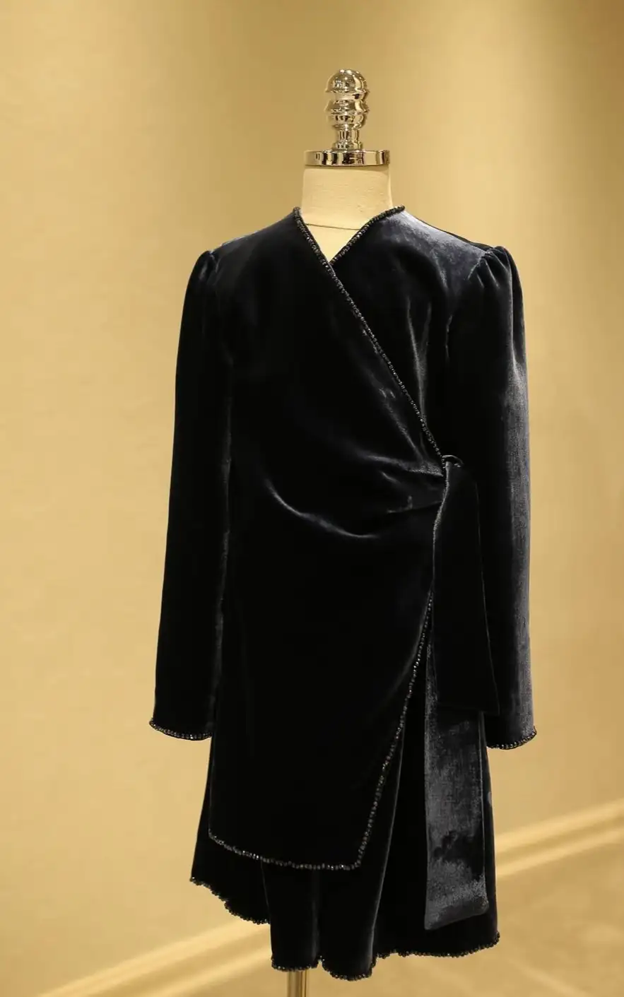 Türkmen fasonlar pombarh fasonlar Fasonlar 2025 fasonlar fason moda modalar Bezen bezen Türkmen fasonlar 2026 Türkmen fasonlar 2025 Türkmen fasonlar 2024 Türkmen fasonlar 2023 turkmenistan türkmenistan turkmen türkmen ashgabat  asgabat aşgabat balkan mary lebap dashoguz dasoguz daşoguz pombarh ponbarhat gulyupek gülýüpek stapel ştapel Gralan Çüýdeşen Abaýa Gadymy Krep Gurultaý 	Keteni Ýüpek Şifon Gipýur Lyon Welwet Atlas Kaşemir Streýç Suzana Ştapel Gülýüpek Pombarh Ýupka Gursakça Aksesuarlar Palto Penjek Okuw eşik Fata Sport eşik Uniforma Nakidka Öýme Şarf kompýuter ýaka ýaglyk Arenda köýnek 2nji el köýnek Taýyn köýnek Matalar Milli lybas milli lybaslar Toý köýnek Toý köýnekler toy koynek toy koynekler gundelik koynekler Gündelik	 
 köýnekler fata koynek Modern taze fason Eskiz koynektm turkmenkoynek türkmenkoynek fason moda moda fasonlar Iş eşik el iş	sada	ýakaly ýakasyz	keşdeli biserli	ýeňli giň nagyşly ýüregi açyk stoýka ýaka ýanly kombinasiýa 	zerli üsti aşak guşakly seçekli gysga ýeňli 