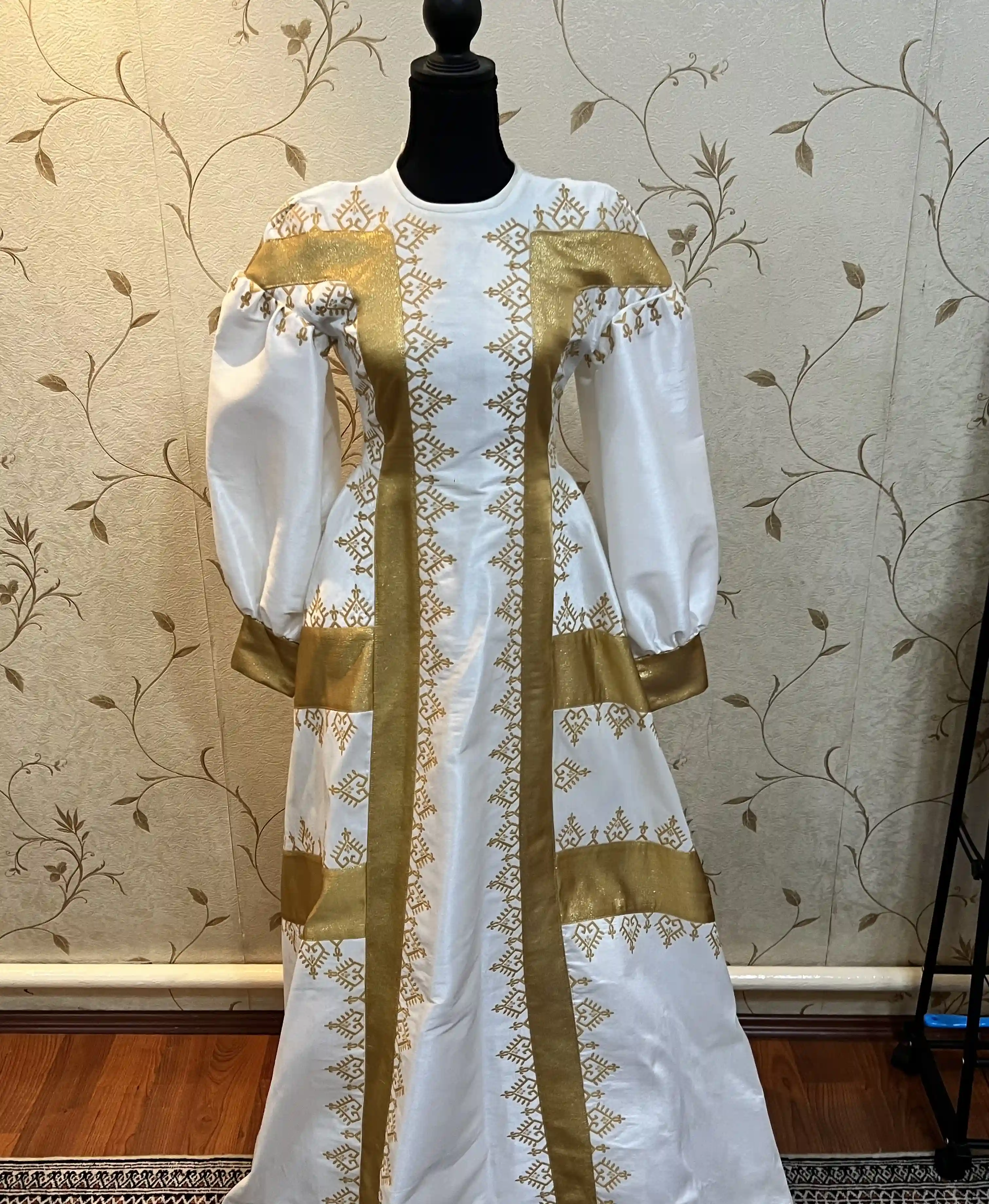 Türkmen fasonlar pombarh fasonlar Fasonlar 2025 fasonlar fason moda modalar Bezen bezen Türkmen fasonlar 2026 Türkmen fasonlar 2025 Türkmen fasonlar 2024 Türkmen fasonlar 2023 turkmenistan türkmenistan turkmen türkmen ashgabat  asgabat aşgabat balkan mary lebap dashoguz dasoguz daşoguz pombarh ponbarhat gulyupek gülýüpek stapel ştapel Gralan Çüýdeşen Abaýa Gadymy Krep Gurultaý 	Keteni Ýüpek Şifon Gipýur Lyon Welwet Atlas Kaşemir Streýç Suzana Ştapel Gülýüpek Pombarh Ýupka Gursakça Aksesuarlar Palto Penjek Okuw eşik Fata Sport eşik Uniforma Nakidka Öýme Şarf kompýuter ýaka ýaglyk Arenda köýnek 2nji el köýnek Taýyn köýnek Matalar Milli lybas milli lybaslar Toý köýnek Toý köýnekler toy koynek toy koynekler gundelik koynekler Gündelik	 
 köýnekler fata koynek Modern taze fason Eskiz koynektm turkmenkoynek türkmenkoynek fason moda moda fasonlar Iş eşik el iş	sada	ýakaly ýakasyz	keşdeli biserli	ýeňli giň nagyşly ýüregi açyk stoýka ýaka ýanly kombinasiýa 	zerli üsti aşak guşakly seçekli gysga ýeňli Şantu Toý köýnek el iş, ýakasyz, ýeňli, giň, nagyşly, 4 iňňe ýaka 17-25, 26-35 Ak, Altyn yaz, tomus, guyz, gysh 2nji el