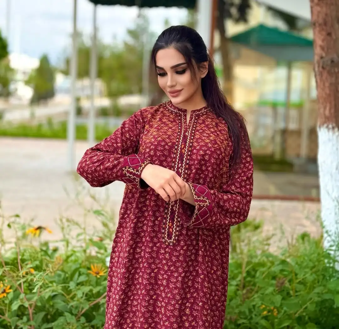 Türkmen fasonlar pombarh fasonlar Fasonlar 2025 fasonlar fason moda modalar Bezen bezen Türkmen fasonlar 2026 Türkmen fasonlar 2025 Türkmen fasonlar 2024 Türkmen fasonlar 2023 turkmenistan türkmenistan turkmen türkmen ashgabat  asgabat aşgabat balkan mary lebap dashoguz dasoguz daşoguz pombarh ponbarhat gulyupek gülýüpek stapel ştapel Gralan Çüýdeşen Abaýa Gadymy Krep Gurultaý 	Keteni Ýüpek Şifon Gipýur Lyon Welwet Atlas Kaşemir Streýç Suzana Ştapel Gülýüpek Pombarh Ýupka Gursakça Aksesuarlar Palto Penjek Okuw eşik Fata Sport eşik Uniforma Nakidka Öýme Şarf kompýuter ýaka ýaglyk Arenda köýnek 2nji el köýnek Taýyn köýnek Matalar Milli lybas milli lybaslar Toý köýnek Toý köýnekler toy koynek toy koynekler gundelik koynekler Gündelik	 
 köýnekler fata koynek Modern taze fason Eskiz koynektm turkmenkoynek türkmenkoynek fason moda moda fasonlar Iş eşik el iş	sada	ýakaly ýakasyz	keşdeli biserli	ýeňli giň nagyşly ýüregi açyk stoýka ýaka ýanly kombinasiýa 	zerli üsti aşak guşakly seçekli gysga ýeňli Ştapel Gündelik el iş, keşdeli, ýakaly, ýeňli, giň 17-25, 26-35 Goýy-gyzyl, Gyzyl tomus, guyz Taýyn köýnek