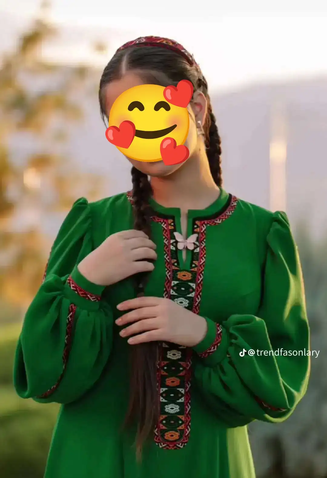 Türkmen fasonlar pombarh fasonlar Fasonlar 2025 fasonlar fason moda modalar Bezen bezen Türkmen fasonlar 2026 Türkmen fasonlar 2025 Türkmen fasonlar 2024 Türkmen fasonlar 2023 turkmenistan türkmenistan turkmen türkmen ashgabat  asgabat aşgabat balkan mary lebap dashoguz dasoguz daşoguz pombarh ponbarhat gulyupek gülýüpek stapel ştapel Gralan Çüýdeşen Abaýa Gadymy Krep Gurultaý 	Keteni Ýüpek Şifon Gipýur Lyon Welwet Atlas Kaşemir Streýç Suzana Ştapel Gülýüpek Pombarh Ýupka Gursakça Aksesuarlar Palto Penjek Okuw eşik Fata Sport eşik Uniforma Nakidka Öýme Şarf kompýuter ýaka ýaglyk Arenda köýnek 2nji el köýnek Taýyn köýnek Matalar Milli lybas milli lybaslar Toý köýnek Toý köýnekler toy koynek toy koynekler gundelik koynekler Gündelik	 
 köýnekler fata koynek Modern taze fason Eskiz koynektm turkmenkoynek türkmenkoynek fason moda moda fasonlar Iş eşik el iş	sada	ýakaly ýakasyz	keşdeli biserli	ýeňli giň nagyşly ýüregi açyk stoýka ýaka ýanly kombinasiýa 	zerli üsti aşak guşakly seçekli gysga ýeňli 