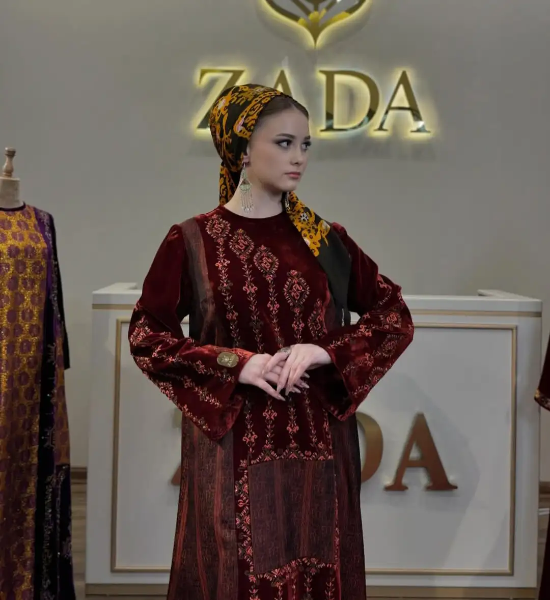 Türkmen fasonlar pombarh fasonlar Fasonlar 2025 fasonlar fason moda modalar Bezen bezen Türkmen fasonlar 2026 Türkmen fasonlar 2025 Türkmen fasonlar 2024 Türkmen fasonlar 2023 turkmenistan türkmenistan turkmen türkmen ashgabat  asgabat aşgabat balkan mary lebap dashoguz dasoguz daşoguz pombarh ponbarhat gulyupek gülýüpek stapel ştapel Gralan Çüýdeşen Abaýa Gadymy Krep Gurultaý 	Keteni Ýüpek Şifon Gipýur Lyon Welwet Atlas Kaşemir Streýç Suzana Ştapel Gülýüpek Pombarh Ýupka Gursakça Aksesuarlar Palto Penjek Okuw eşik Fata Sport eşik Uniforma Nakidka Öýme Şarf kompýuter ýaka ýaglyk Arenda köýnek 2nji el köýnek Taýyn köýnek Matalar Milli lybas milli lybaslar Toý köýnek Toý köýnekler toy koynek toy koynekler gundelik koynekler Gündelik	 
 köýnekler fata koynek Modern taze fason Eskiz koynektm turkmenkoynek türkmenkoynek fason moda moda fasonlar Iş eşik el iş	sada	ýakaly ýakasyz	keşdeli biserli	ýeňli giň nagyşly ýüregi açyk stoýka ýaka ýanly kombinasiýa 	zerli üsti aşak guşakly seçekli gysga ýeňli 