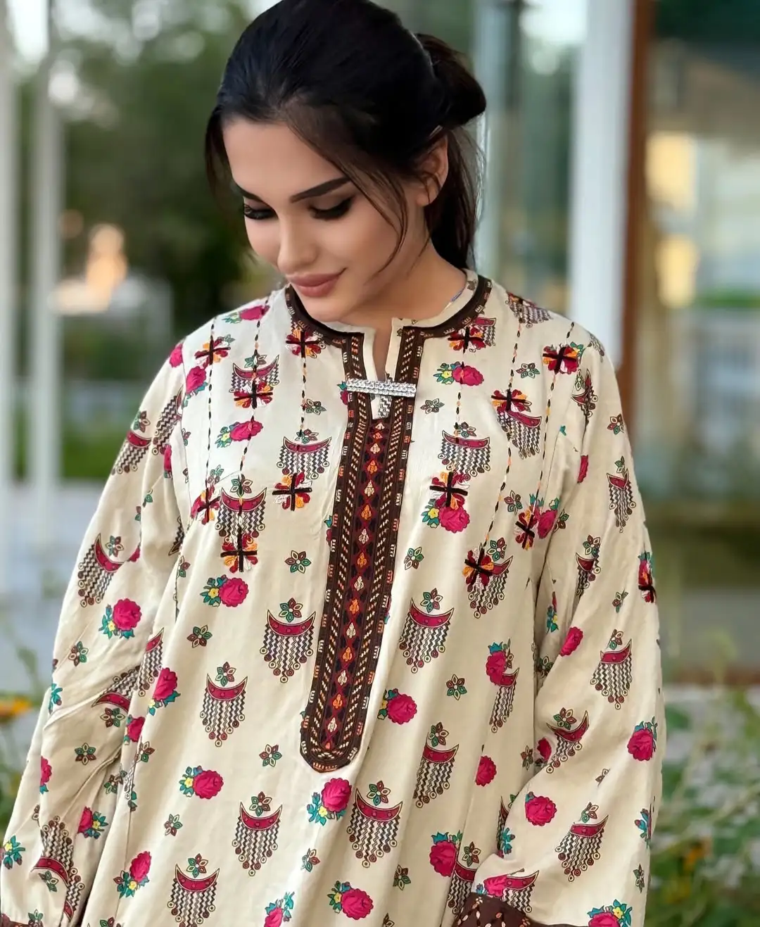 Türkmen fasonlar pombarh fasonlar Fasonlar 2025 fasonlar fason moda modalar Bezen bezen Türkmen fasonlar 2026 Türkmen fasonlar 2025 Türkmen fasonlar 2024 Türkmen fasonlar 2023 turkmenistan türkmenistan turkmen türkmen ashgabat  asgabat aşgabat balkan mary lebap dashoguz dasoguz daşoguz pombarh ponbarhat gulyupek gülýüpek stapel ştapel Gralan Çüýdeşen Abaýa Gadymy Krep Gurultaý 	Keteni Ýüpek Şifon Gipýur Lyon Welwet Atlas Kaşemir Streýç Suzana Ştapel Gülýüpek Pombarh Ýupka Gursakça Aksesuarlar Palto Penjek Okuw eşik Fata Sport eşik Uniforma Nakidka Öýme Şarf kompýuter ýaka ýaglyk Arenda köýnek 2nji el köýnek Taýyn köýnek Matalar Milli lybas milli lybaslar Toý köýnek Toý köýnekler toy koynek toy koynekler gundelik koynekler Gündelik	 
 köýnekler fata koynek Modern taze fason Eskiz koynektm turkmenkoynek türkmenkoynek fason moda moda fasonlar Iş eşik el iş	sada	ýakaly ýakasyz	keşdeli biserli	ýeňli giň nagyşly ýüregi açyk stoýka ýaka ýanly kombinasiýa 	zerli üsti aşak guşakly seçekli gysga ýeňli Ştapel Gündelik el iş, keşdeli, ýakaly, ýeňli, giň 17-25, 26-35 Ak, Bežewyý tomus, guyz Taýyn köýnek