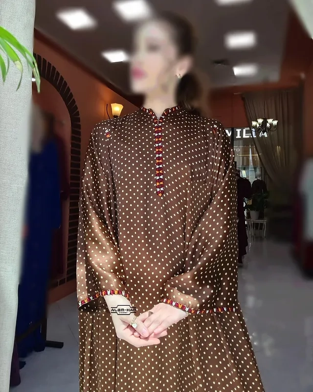 Türkmen fasonlar pombarh fasonlar Fasonlar 2025 fasonlar fason moda modalar Bezen bezen Türkmen fasonlar 2026 Türkmen fasonlar 2025 Türkmen fasonlar 2024 Türkmen fasonlar 2023 turkmenistan türkmenistan turkmen türkmen ashgabat  asgabat aşgabat balkan mary lebap dashoguz dasoguz daşoguz pombarh ponbarhat gulyupek gülýüpek stapel ştapel Gralan Çüýdeşen Abaýa Gadymy Krep Gurultaý 	Keteni Ýüpek Şifon Gipýur Lyon Welwet Atlas Kaşemir Streýç Suzana Ştapel Gülýüpek Pombarh Ýupka Gursakça Aksesuarlar Palto Penjek Okuw eşik Fata Sport eşik Uniforma Nakidka Öýme Şarf kompýuter ýaka ýaglyk Arenda köýnek 2nji el köýnek Taýyn köýnek Matalar Milli lybas milli lybaslar Toý köýnek Toý köýnekler toy koynek toy koynekler gundelik koynekler Gündelik	 
 köýnekler fata koynek Modern taze fason Eskiz koynektm turkmenkoynek türkmenkoynek fason moda moda fasonlar Iş eşik el iş	sada	ýakaly ýakasyz	keşdeli biserli	ýeňli giň nagyşly ýüregi açyk stoýka ýaka ýanly kombinasiýa 	zerli üsti aşak guşakly seçekli gysga ýeňli Ştapel Gündelik ýakaly, ýeňli, giň 17-25, 26-35 Goňur tomus, guyz