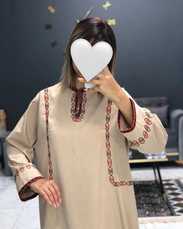 Türkmen fasonlar pombarh fasonlar Fasonlar 2025 fasonlar fason moda modalar Bezen bezen Türkmen fasonlar 2026 Türkmen fasonlar 2025 Türkmen fasonlar 2024 Türkmen fasonlar 2023 turkmenistan türkmenistan turkmen türkmen ashgabat  asgabat aşgabat balkan mary lebap dashoguz dasoguz daşoguz pombarh ponbarhat gulyupek gülýüpek stapel ştapel Gralan Çüýdeşen Abaýa Gadymy Krep Gurultaý 	Keteni Ýüpek Şifon Gipýur Lyon Welwet Atlas Kaşemir Streýç Suzana Ştapel Gülýüpek Pombarh Ýupka Gursakça Aksesuarlar Palto Penjek Okuw eşik Fata Sport eşik Uniforma Nakidka Öýme Şarf kompýuter ýaka ýaglyk Arenda köýnek 2nji el köýnek Taýyn köýnek Matalar Milli lybas milli lybaslar Toý köýnek Toý köýnekler toy koynek toy koynekler gundelik koynekler Gündelik	 
 köýnekler fata koynek Modern taze fason Eskiz koynektm turkmenkoynek türkmenkoynek fason moda moda fasonlar Iş eşik el iş	sada	ýakaly ýakasyz	keşdeli biserli	ýeňli giň nagyşly ýüregi açyk stoýka ýaka ýanly kombinasiýa 	zerli üsti aşak guşakly seçekli gysga ýeňli Keteni, Gadymy, Şantu Milli lybas, Iş eşik ýakaly, biserli, ýanly, ýeňli, giň 17-25, 26-35 Bežewyý yaz, tomus, guyz