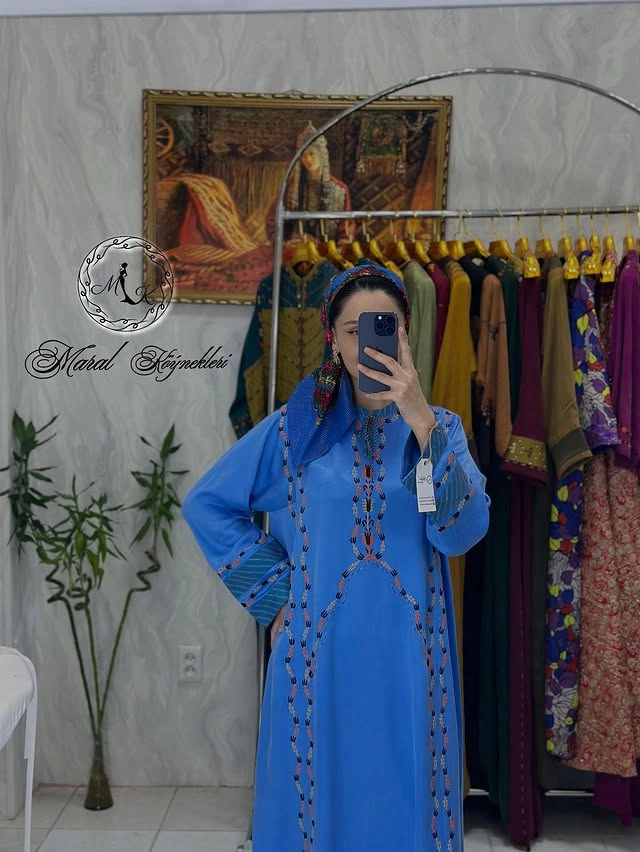 Türkmen fasonlar pombarh fasonlar Fasonlar 2025 fasonlar fason moda modalar Bezen bezen Türkmen fasonlar 2026 Türkmen fasonlar 2025 Türkmen fasonlar 2024 Türkmen fasonlar 2023 turkmenistan türkmenistan turkmen türkmen ashgabat  asgabat aşgabat balkan mary lebap dashoguz dasoguz daşoguz pombarh ponbarhat gulyupek gülýüpek stapel ştapel Gralan Çüýdeşen Abaýa Gadymy Krep Gurultaý 	Keteni Ýüpek Şifon Gipýur Lyon Welwet Atlas Kaşemir Streýç Suzana Ştapel Gülýüpek Pombarh Ýupka Gursakça Aksesuarlar Palto Penjek Okuw eşik Fata Sport eşik Uniforma Nakidka Öýme Şarf kompýuter ýaka ýaglyk Arenda köýnek 2nji el köýnek Taýyn köýnek Matalar Milli lybas milli lybaslar Toý köýnek Toý köýnekler toy koynek toy koynekler gundelik koynekler Gündelik	 
 köýnekler fata koynek Modern taze fason Eskiz koynektm turkmenkoynek türkmenkoynek fason moda moda fasonlar Iş eşik el iş	sada	ýakaly ýakasyz	keşdeli biserli	ýeňli giň nagyşly ýüregi açyk stoýka ýaka ýanly kombinasiýa 	zerli üsti aşak guşakly seçekli gysga ýeňli 