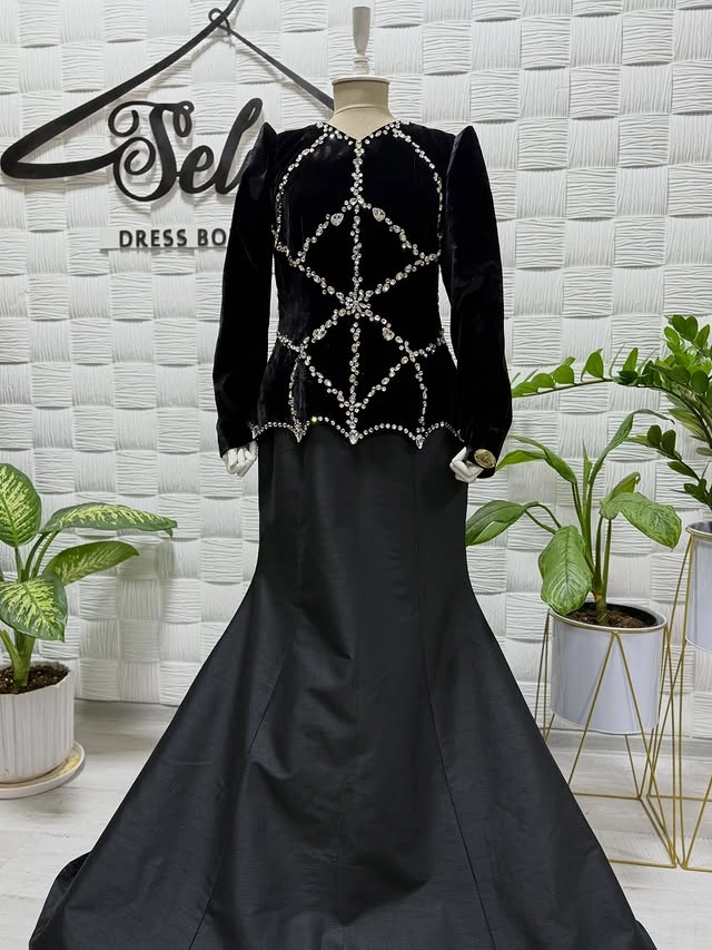 Türkmen fasonlar pombarh fasonlar Fasonlar 2025 fasonlar fason moda modalar Bezen bezen Türkmen fasonlar 2026 Türkmen fasonlar 2025 Türkmen fasonlar 2024 Türkmen fasonlar 2023 turkmenistan türkmenistan turkmen türkmen ashgabat  asgabat aşgabat balkan mary lebap dashoguz dasoguz daşoguz pombarh ponbarhat gulyupek gülýüpek stapel ştapel Gralan Çüýdeşen Abaýa Gadymy Krep Gurultaý 	Keteni Ýüpek Şifon Gipýur Lyon Welwet Atlas Kaşemir Streýç Suzana Ştapel Gülýüpek Pombarh Ýupka Gursakça Aksesuarlar Palto Penjek Okuw eşik Fata Sport eşik Uniforma Nakidka Öýme Şarf kompýuter ýaka ýaglyk Arenda köýnek 2nji el köýnek Taýyn köýnek Matalar Milli lybas milli lybaslar Toý köýnek Toý köýnekler toy koynek toy koynekler gundelik koynekler Gündelik	 
 köýnekler fata koynek Modern taze fason Eskiz koynektm turkmenkoynek türkmenkoynek fason moda moda fasonlar Iş eşik el iş	sada	ýakaly ýakasyz	keşdeli biserli	ýeňli giň nagyşly ýüregi açyk stoýka ýaka ýanly kombinasiýa 	zerli üsti aşak guşakly seçekli gysga ýeňli 