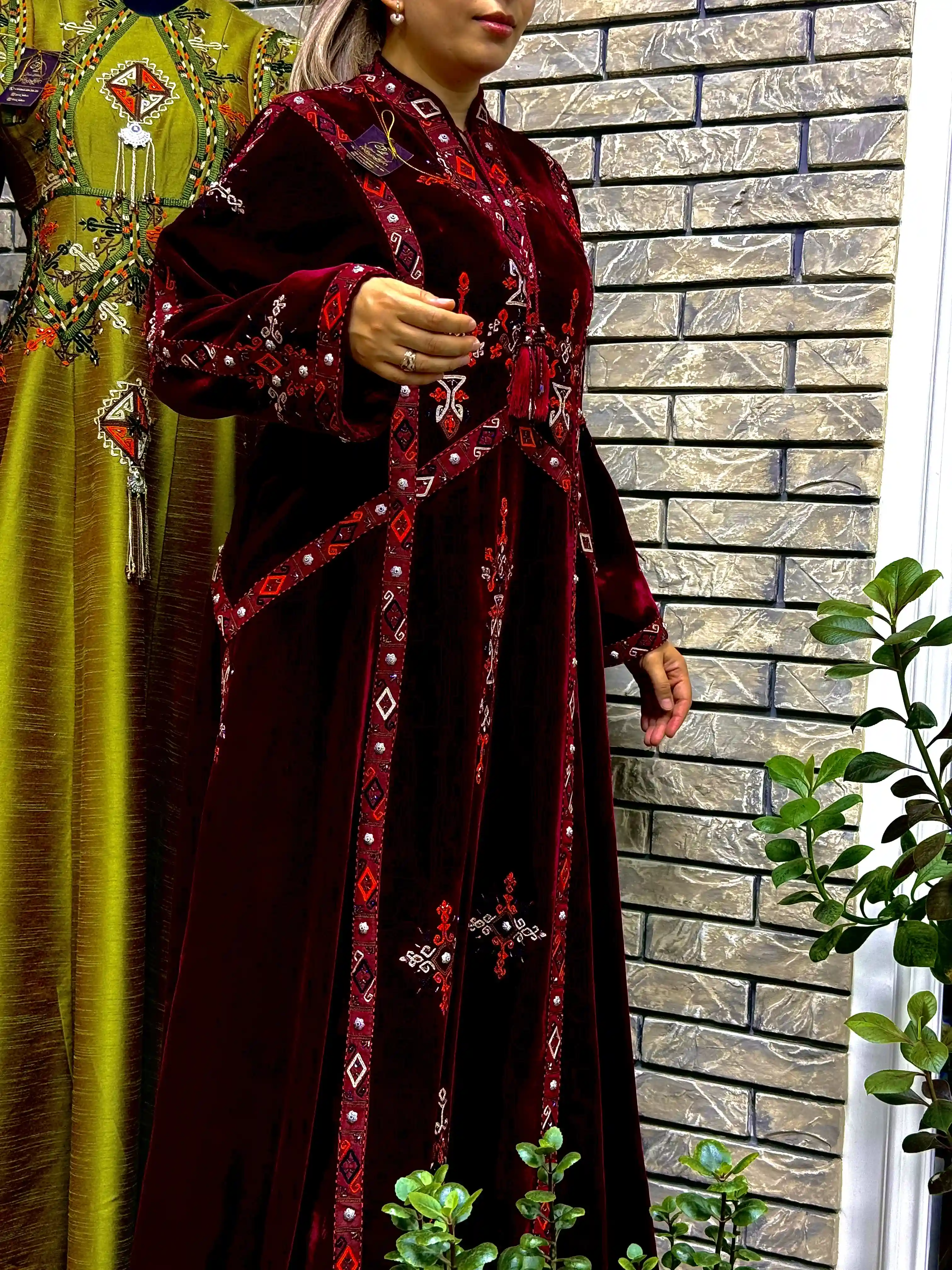 Türkmen fasonlar pombarh fasonlar Fasonlar 2025 fasonlar fason moda modalar Bezen bezen Türkmen fasonlar 2026 Türkmen fasonlar 2025 Türkmen fasonlar 2024 Türkmen fasonlar 2023 turkmenistan türkmenistan turkmen türkmen ashgabat  asgabat aşgabat balkan mary lebap dashoguz dasoguz daşoguz pombarh ponbarhat gulyupek gülýüpek stapel ştapel Gralan Çüýdeşen Abaýa Gadymy Krep Gurultaý 	Keteni Ýüpek Şifon Gipýur Lyon Welwet Atlas Kaşemir Streýç Suzana Ştapel Gülýüpek Pombarh Ýupka Gursakça Aksesuarlar Palto Penjek Okuw eşik Fata Sport eşik Uniforma Nakidka Öýme Şarf kompýuter ýaka ýaglyk Arenda köýnek 2nji el köýnek Taýyn köýnek Matalar Milli lybas milli lybaslar Toý köýnek Toý köýnekler toy koynek toy koynekler gundelik koynekler Gündelik	 
 köýnekler fata koynek Modern taze fason Eskiz koynektm turkmenkoynek türkmenkoynek fason moda moda fasonlar Iş eşik el iş	sada	ýakaly ýakasyz	keşdeli biserli	ýeňli giň nagyşly ýüregi açyk stoýka ýaka ýanly kombinasiýa 	zerli üsti aşak guşakly seçekli gysga ýeňli Panbarhat (Pombarh) Toý köýnek, Milli lybas, Uçurym köýnek el iş, keşdeli, ýakaly, ýeňli, giň, nagyşly 17-25, 26-35, 35+ Goýy-gyzyl guyz