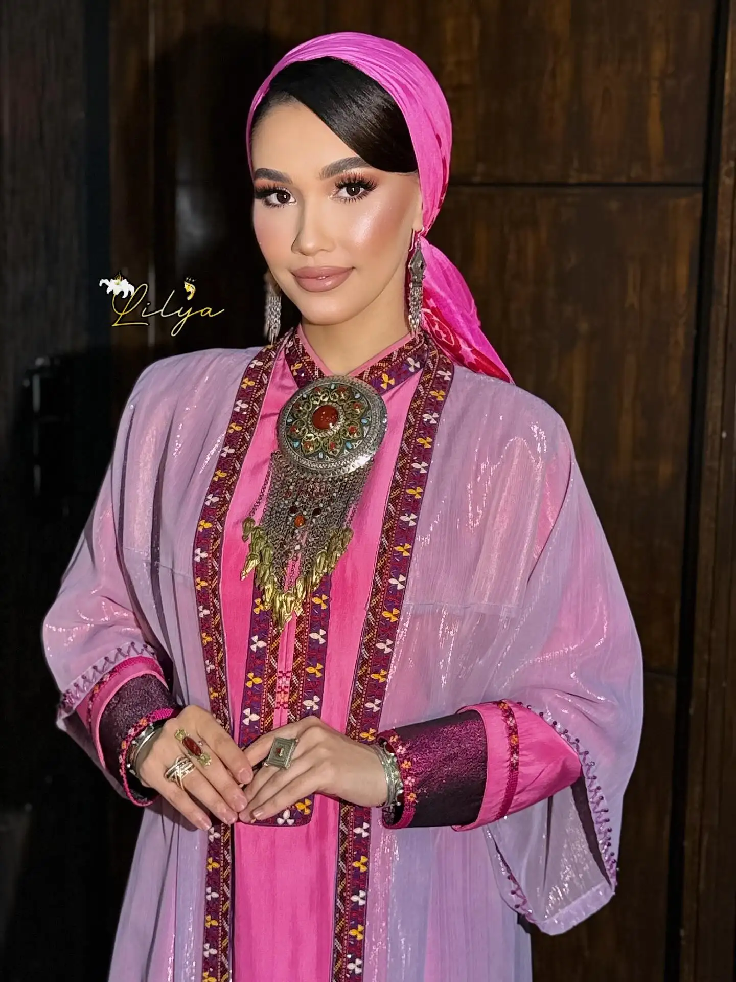 Türkmen fasonlar pombarh fasonlar Fasonlar 2025 fasonlar fason moda modalar Bezen bezen Türkmen fasonlar 2026 Türkmen fasonlar 2025 Türkmen fasonlar 2024 Türkmen fasonlar 2023 turkmenistan türkmenistan turkmen türkmen ashgabat  asgabat aşgabat balkan mary lebap dashoguz dasoguz daşoguz pombarh ponbarhat gulyupek gülýüpek stapel ştapel Gralan Çüýdeşen Abaýa Gadymy Krep Gurultaý 	Keteni Ýüpek Şifon Gipýur Lyon Welwet Atlas Kaşemir Streýç Suzana Ştapel Gülýüpek Pombarh Ýupka Gursakça Aksesuarlar Palto Penjek Okuw eşik Fata Sport eşik Uniforma Nakidka Öýme Şarf kompýuter ýaka ýaglyk Arenda köýnek 2nji el köýnek Taýyn köýnek Matalar Milli lybas milli lybaslar Toý köýnek Toý köýnekler toy koynek toy koynekler gundelik koynekler Gündelik	 
 köýnekler fata koynek Modern taze fason Eskiz koynektm turkmenkoynek türkmenkoynek fason moda moda fasonlar Iş eşik el iş	sada	ýakaly ýakasyz	keşdeli biserli	ýeňli giň nagyşly ýüregi açyk stoýka ýaka ýanly kombinasiýa 	zerli üsti aşak guşakly seçekli gysga ýeňli 