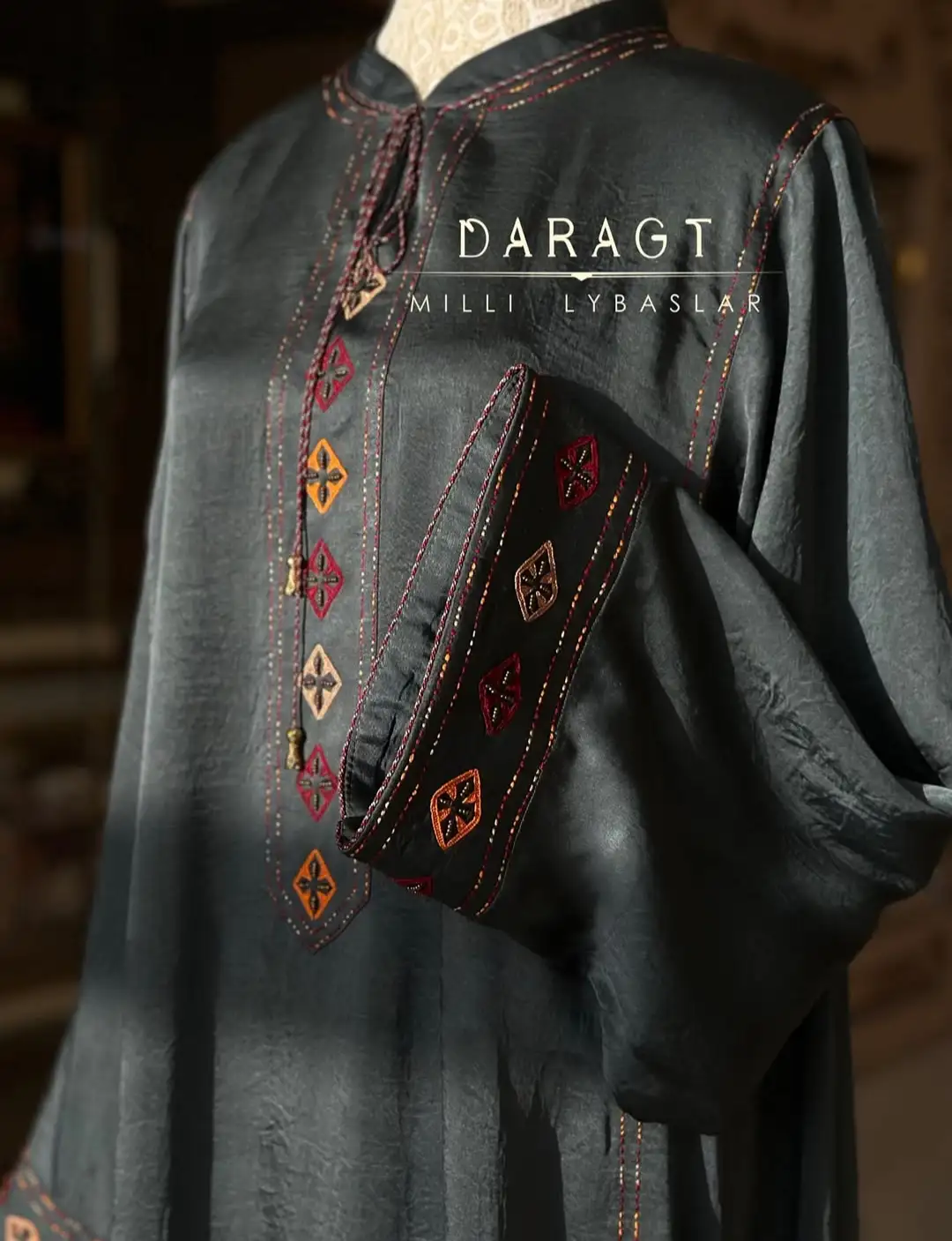 Türkmen fasonlar pombarh fasonlar Fasonlar 2025 fasonlar fason moda modalar Bezen bezen Türkmen fasonlar 2026 Türkmen fasonlar 2025 Türkmen fasonlar 2024 Türkmen fasonlar 2023 turkmenistan türkmenistan turkmen türkmen ashgabat  asgabat aşgabat balkan mary lebap dashoguz dasoguz daşoguz pombarh ponbarhat gulyupek gülýüpek stapel ştapel Gralan Çüýdeşen Abaýa Gadymy Krep Gurultaý 	Keteni Ýüpek Şifon Gipýur Lyon Welwet Atlas Kaşemir Streýç Suzana Ştapel Gülýüpek Pombarh Ýupka Gursakça Aksesuarlar Palto Penjek Okuw eşik Fata Sport eşik Uniforma Nakidka Öýme Şarf kompýuter ýaka ýaglyk Arenda köýnek 2nji el köýnek Taýyn köýnek Matalar Milli lybas milli lybaslar Toý köýnek Toý köýnekler toy koynek toy koynekler gundelik koynekler Gündelik	 
 köýnekler fata koynek Modern taze fason Eskiz koynektm turkmenkoynek türkmenkoynek fason moda moda fasonlar Iş eşik el iş	sada	ýakaly ýakasyz	keşdeli biserli	ýeňli giň nagyşly ýüregi açyk stoýka ýaka ýanly kombinasiýa 	zerli üsti aşak guşakly seçekli gysga ýeňli Ştapel Gündelik el iş, keşdeli, ýakaly, ýanly, ýeňli, giň, nagyşly 26-35 Haki tomus, guyz