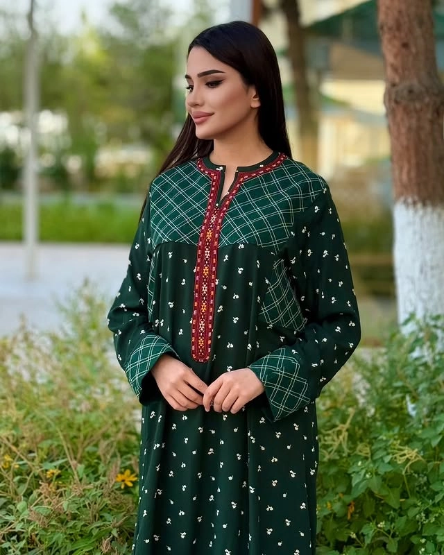 Türkmen fasonlar pombarh fasonlar Fasonlar 2025 fasonlar fason moda modalar Bezen bezen Türkmen fasonlar 2026 Türkmen fasonlar 2025 Türkmen fasonlar 2024 Türkmen fasonlar 2023 turkmenistan türkmenistan turkmen türkmen ashgabat  asgabat aşgabat balkan mary lebap dashoguz dasoguz daşoguz pombarh ponbarhat gulyupek gülýüpek stapel ştapel Gralan Çüýdeşen Abaýa Gadymy Krep Gurultaý 	Keteni Ýüpek Şifon Gipýur Lyon Welwet Atlas Kaşemir Streýç Suzana Ştapel Gülýüpek Pombarh Ýupka Gursakça Aksesuarlar Palto Penjek Okuw eşik Fata Sport eşik Uniforma Nakidka Öýme Şarf kompýuter ýaka ýaglyk Arenda köýnek 2nji el köýnek Taýyn köýnek Matalar Milli lybas milli lybaslar Toý köýnek Toý köýnekler toy koynek toy koynekler gundelik koynekler Gündelik	 
 köýnekler fata koynek Modern taze fason Eskiz koynektm turkmenkoynek türkmenkoynek fason moda moda fasonlar Iş eşik el iş	sada	ýakaly ýakasyz	keşdeli biserli	ýeňli giň nagyşly ýüregi açyk stoýka ýaka ýanly kombinasiýa 	zerli üsti aşak guşakly seçekli gysga ýeňli Ştapel Gündelik el iş, keşdeli, ýakaly, ýeňli, giň 17-25, 26-35 Goýy-ýaşyl yaz, tomus, guyz, gysh