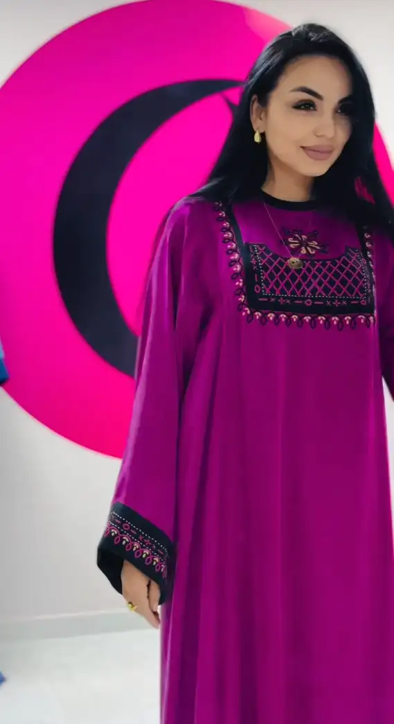 Türkmen fasonlar pombarh fasonlar Fasonlar 2025 fasonlar fason moda modalar Bezen bezen Türkmen fasonlar 2026 Türkmen fasonlar 2025 Türkmen fasonlar 2024 Türkmen fasonlar 2023 turkmenistan türkmenistan turkmen türkmen ashgabat  asgabat aşgabat balkan mary lebap dashoguz dasoguz daşoguz pombarh ponbarhat gulyupek gülýüpek stapel ştapel Gralan Çüýdeşen Abaýa Gadymy Krep Gurultaý 	Keteni Ýüpek Şifon Gipýur Lyon Welwet Atlas Kaşemir Streýç Suzana Ştapel Gülýüpek Pombarh Ýupka Gursakça Aksesuarlar Palto Penjek Okuw eşik Fata Sport eşik Uniforma Nakidka Öýme Şarf kompýuter ýaka ýaglyk Arenda köýnek 2nji el köýnek Taýyn köýnek Matalar Milli lybas milli lybaslar Toý köýnek Toý köýnekler toy koynek toy koynekler gundelik koynekler Gündelik	 
 köýnekler fata koynek Modern taze fason Eskiz koynektm turkmenkoynek türkmenkoynek fason moda moda fasonlar Iş eşik el iş	sada	ýakaly ýakasyz	keşdeli biserli	ýeňli giň nagyşly ýüregi açyk stoýka ýaka ýanly kombinasiýa 	zerli üsti aşak guşakly seçekli gysga ýeňli Suzana, Gülýüpek Gündelik el iş, keşdeli, ýakasyz, ýeňli, giň 17-25, 26-35 Gülgüne, Gyzyl tomus, guyz