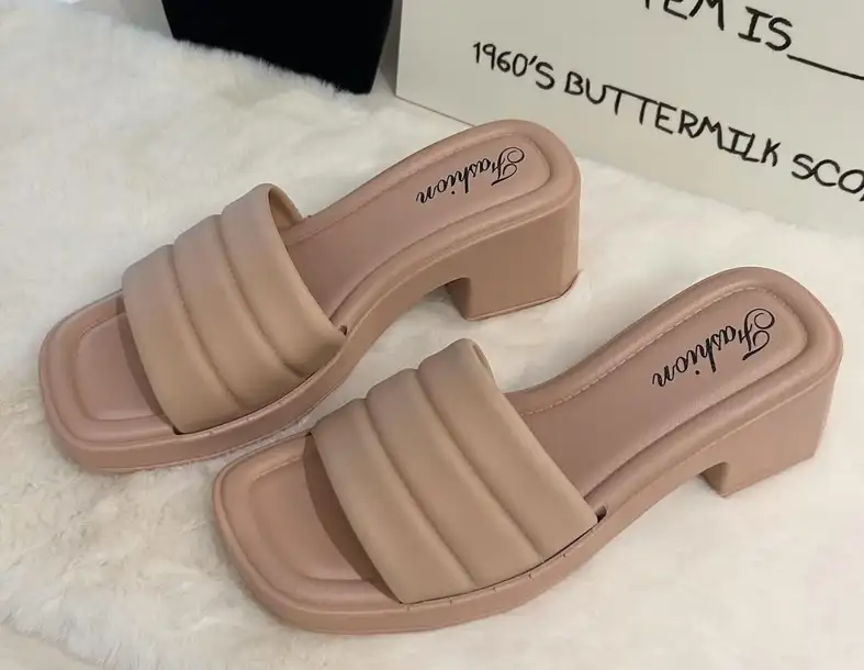 Türkmen fasonlar pombarh fasonlar Fasonlar 2025 fasonlar fason moda modalar Bezen bezen Türkmen fasonlar 2026 Türkmen fasonlar 2025 Türkmen fasonlar 2024 Türkmen fasonlar 2023 turkmenistan türkmenistan turkmen türkmen ashgabat  asgabat aşgabat balkan mary lebap dashoguz dasoguz daşoguz pombarh ponbarhat gulyupek gülýüpek stapel ştapel Gralan Çüýdeşen Abaýa Gadymy Krep Gurultaý 	Keteni Ýüpek Şifon Gipýur Lyon Welwet Atlas Kaşemir Streýç Suzana Ştapel Gülýüpek Pombarh Ýupka Gursakça Aksesuarlar Palto Penjek Okuw eşik Fata Sport eşik Uniforma Nakidka Öýme Şarf kompýuter ýaka ýaglyk Arenda köýnek 2nji el köýnek Taýyn köýnek Matalar Milli lybas milli lybaslar Toý köýnek Toý köýnekler toy koynek toy koynekler gundelik koynekler Gündelik	 
 köýnekler fata koynek Modern taze fason Eskiz koynektm turkmenkoynek türkmenkoynek fason moda moda fasonlar Iş eşik el iş	sada	ýakaly ýakasyz	keşdeli biserli	ýeňli giň nagyşly ýüregi açyk stoýka ýaka ýanly kombinasiýa 	zerli üsti aşak guşakly seçekli gysga ýeňli Gara, Ak, Gülgüne  Aýakgap