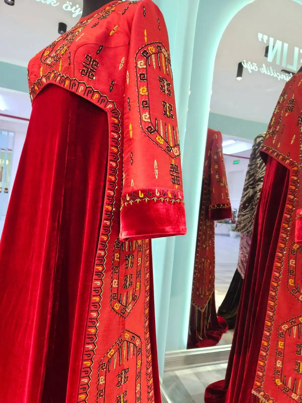 Türkmen fasonlar pombarh fasonlar Fasonlar 2025 fasonlar fason moda modalar Bezen bezen Türkmen fasonlar 2026 Türkmen fasonlar 2025 Türkmen fasonlar 2024 Türkmen fasonlar 2023 turkmenistan türkmenistan turkmen türkmen ashgabat  asgabat aşgabat balkan mary lebap dashoguz dasoguz daşoguz pombarh ponbarhat gulyupek gülýüpek stapel ştapel Gralan Çüýdeşen Abaýa Gadymy Krep Gurultaý 	Keteni Ýüpek Şifon Gipýur Lyon Welwet Atlas Kaşemir Streýç Suzana Ştapel Gülýüpek Pombarh Ýupka Gursakça Aksesuarlar Palto Penjek Okuw eşik Fata Sport eşik Uniforma Nakidka Öýme Şarf kompýuter ýaka ýaglyk Arenda köýnek 2nji el köýnek Taýyn köýnek Matalar Milli lybas milli lybaslar Toý köýnek Toý köýnekler toy koynek toy koynekler gundelik koynekler Gündelik	 
 köýnekler fata koynek Modern taze fason Eskiz koynektm turkmenkoynek türkmenkoynek fason moda moda fasonlar Iş eşik el iş	sada	ýakaly ýakasyz	keşdeli biserli	ýeňli giň nagyşly ýüregi açyk stoýka ýaka ýanly kombinasiýa 	zerli üsti aşak guşakly seçekli gysga ýeňli 