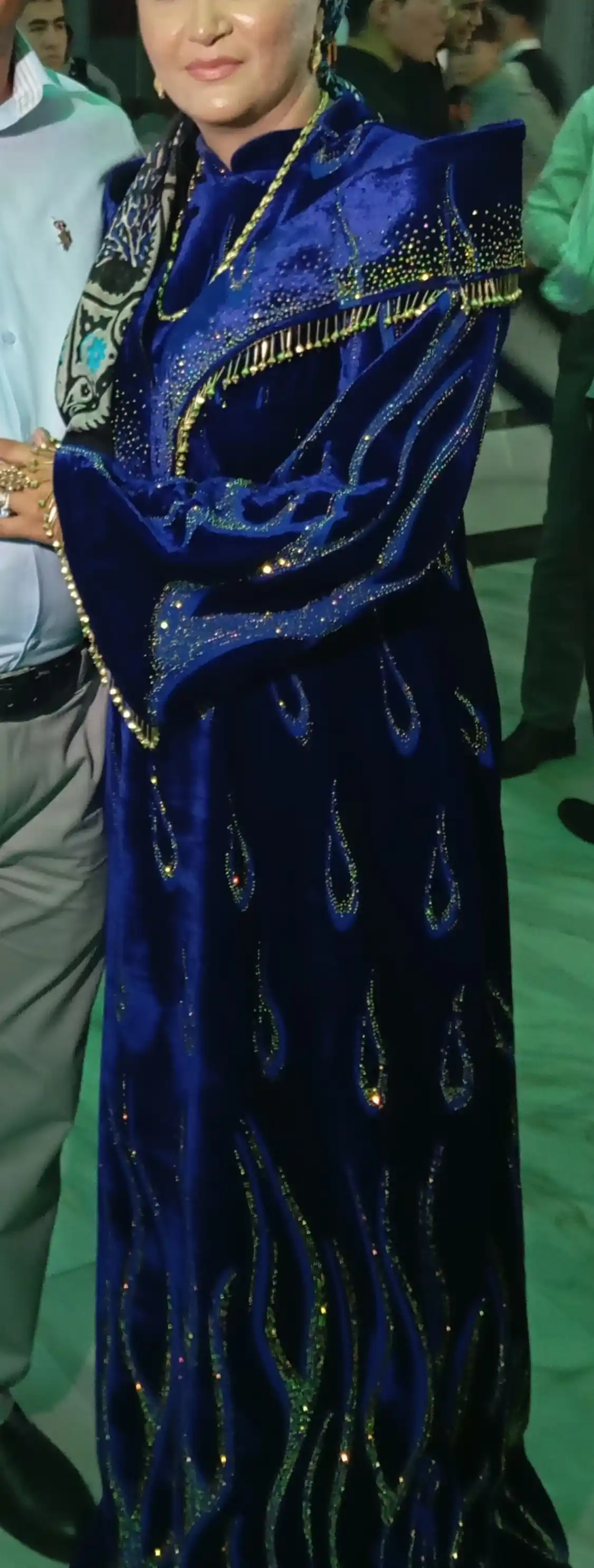 Türkmen fasonlar pombarh fasonlar Fasonlar 2025 fasonlar fason moda modalar Bezen bezen Türkmen fasonlar 2026 Türkmen fasonlar 2025 Türkmen fasonlar 2024 Türkmen fasonlar 2023 turkmenistan türkmenistan turkmen türkmen ashgabat  asgabat aşgabat balkan mary lebap dashoguz dasoguz daşoguz pombarh ponbarhat gulyupek gülýüpek stapel ştapel Gralan Çüýdeşen Abaýa Gadymy Krep Gurultaý 	Keteni Ýüpek Şifon Gipýur Lyon Welwet Atlas Kaşemir Streýç Suzana Ştapel Gülýüpek Pombarh Ýupka Gursakça Aksesuarlar Palto Penjek Okuw eşik Fata Sport eşik Uniforma Nakidka Öýme Şarf kompýuter ýaka ýaglyk Arenda köýnek 2nji el köýnek Taýyn köýnek Matalar Milli lybas milli lybaslar Toý köýnek Toý köýnekler toy koynek toy koynekler gundelik koynekler Gündelik	 
 köýnekler fata koynek Modern taze fason Eskiz koynektm turkmenkoynek türkmenkoynek fason moda moda fasonlar Iş eşik el iş	sada	ýakaly ýakasyz	keşdeli biserli	ýeňli giň nagyşly ýüregi açyk stoýka ýaka ýanly kombinasiýa 	zerli üsti aşak guşakly seçekli gysga ýeňli Panbarhat (Pombarh) Toý köýnek el iş, ýeňli, giň, gaş 26-35, 35+ Goýy-gök yaz, guyz, gysh 2nji el