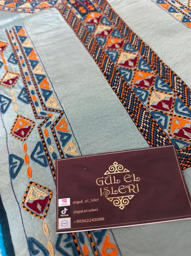 Türkmen fasonlar pombarh fasonlar Fasonlar 2025 fasonlar fason moda modalar Bezen bezen Türkmen fasonlar 2026 Türkmen fasonlar 2025 Türkmen fasonlar 2024 Türkmen fasonlar 2023 turkmenistan türkmenistan turkmen türkmen ashgabat  asgabat aşgabat balkan mary lebap dashoguz dasoguz daşoguz pombarh ponbarhat gulyupek gülýüpek stapel ştapel Gralan Çüýdeşen Abaýa Gadymy Krep Gurultaý 	Keteni Ýüpek Şifon Gipýur Lyon Welwet Atlas Kaşemir Streýç Suzana Ştapel Gülýüpek Pombarh Ýupka Gursakça Aksesuarlar Palto Penjek Okuw eşik Fata Sport eşik Uniforma Nakidka Öýme Şarf kompýuter ýaka ýaglyk Arenda köýnek 2nji el köýnek Taýyn köýnek Matalar Milli lybas milli lybaslar Toý köýnek Toý köýnekler toy koynek toy koynekler gundelik koynekler Gündelik	 
 köýnekler fata koynek Modern taze fason Eskiz koynektm turkmenkoynek türkmenkoynek fason moda moda fasonlar Iş eşik el iş	sada	ýakaly ýakasyz	keşdeli biserli	ýeňli giň nagyşly ýüregi açyk stoýka ýaka ýanly kombinasiýa 	zerli üsti aşak guşakly seçekli gysga ýeňli el iş, keşdeli, el ýaka, gaýma 17-25, 26-35, 35+  yaz, tomus, guyz, gysh