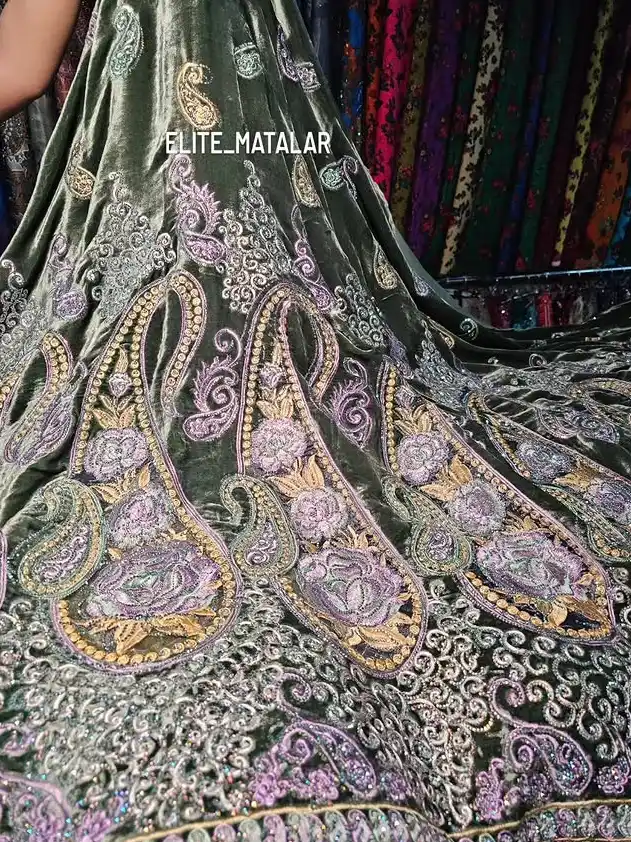 Türkmen fasonlar pombarh fasonlar Fasonlar 2025 fasonlar fason moda modalar Bezen bezen Türkmen fasonlar 2026 Türkmen fasonlar 2025 Türkmen fasonlar 2024 Türkmen fasonlar 2023 turkmenistan türkmenistan turkmen türkmen ashgabat  asgabat aşgabat balkan mary lebap dashoguz dasoguz daşoguz pombarh ponbarhat gulyupek gülýüpek stapel ştapel Gralan Çüýdeşen Abaýa Gadymy Krep Gurultaý 	Keteni Ýüpek Şifon Gipýur Lyon Welwet Atlas Kaşemir Streýç Suzana Ştapel Gülýüpek Pombarh Ýupka Gursakça Aksesuarlar Palto Penjek Okuw eşik Fata Sport eşik Uniforma Nakidka Öýme Şarf kompýuter ýaka ýaglyk Arenda köýnek 2nji el köýnek Taýyn köýnek Matalar Milli lybas milli lybaslar Toý köýnek Toý köýnekler toy koynek toy koynekler gundelik koynekler Gündelik	 
 köýnekler fata koynek Modern taze fason Eskiz koynektm turkmenkoynek türkmenkoynek fason moda moda fasonlar Iş eşik el iş	sada	ýakaly ýakasyz	keşdeli biserli	ýeňli giň nagyşly ýüregi açyk stoýka ýaka ýanly kombinasiýa 	zerli üsti aşak guşakly seçekli gysga ýeňli Panbarhat (Pombarh)  gaş 17-25, 26-35, 35+ Haki, Ýaşyl yaz, guyz, gysh