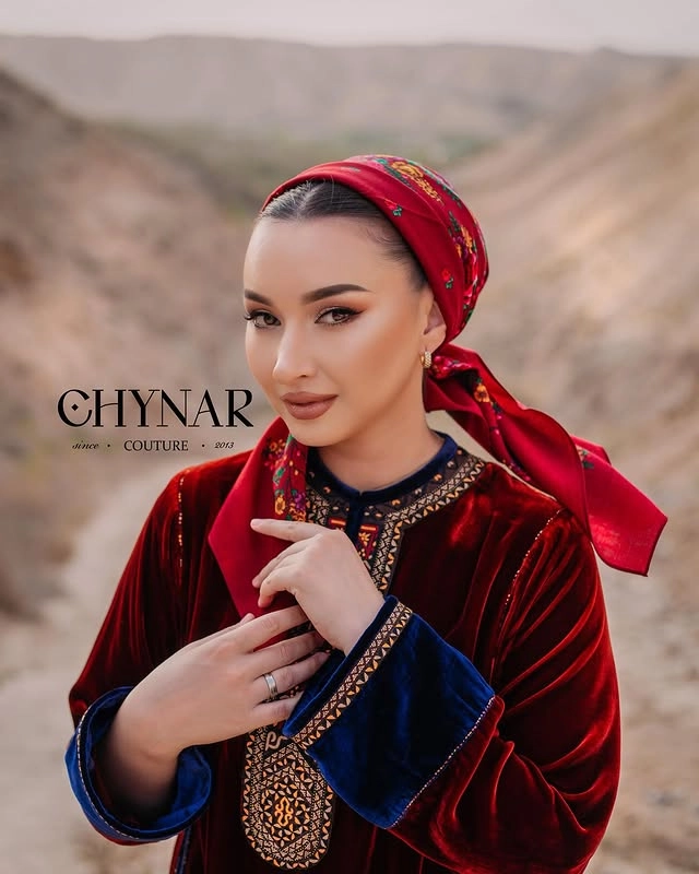 Türkmen fasonlar pombarh fasonlar Fasonlar 2025 fasonlar fason moda modalar Bezen bezen Türkmen fasonlar 2026 Türkmen fasonlar 2025 Türkmen fasonlar 2024 Türkmen fasonlar 2023 turkmenistan türkmenistan turkmen türkmen ashgabat  asgabat aşgabat balkan mary lebap dashoguz dasoguz daşoguz pombarh ponbarhat gulyupek gülýüpek stapel ştapel Gralan Çüýdeşen Abaýa Gadymy Krep Gurultaý 	Keteni Ýüpek Şifon Gipýur Lyon Welwet Atlas Kaşemir Streýç Suzana Ştapel Gülýüpek Pombarh Ýupka Gursakça Aksesuarlar Palto Penjek Okuw eşik Fata Sport eşik Uniforma Nakidka Öýme Şarf kompýuter ýaka ýaglyk Arenda köýnek 2nji el köýnek Taýyn köýnek Matalar Milli lybas milli lybaslar Toý köýnek Toý köýnekler toy koynek toy koynekler gundelik koynekler Gündelik	 
 köýnekler fata koynek Modern taze fason Eskiz koynektm turkmenkoynek türkmenkoynek fason moda moda fasonlar Iş eşik el iş	sada	ýakaly ýakasyz	keşdeli biserli	ýeňli giň nagyşly ýüregi açyk stoýka ýaka ýanly kombinasiýa 	zerli üsti aşak guşakly seçekli gysga ýeňli Panbarhat (Pombarh) Toý köýnek el iş, keşdeli, ýakaly, ýanly, ýeňli, giň, nagyşly 26-35 Gyzyl, Goýy-gök yaz, guyz