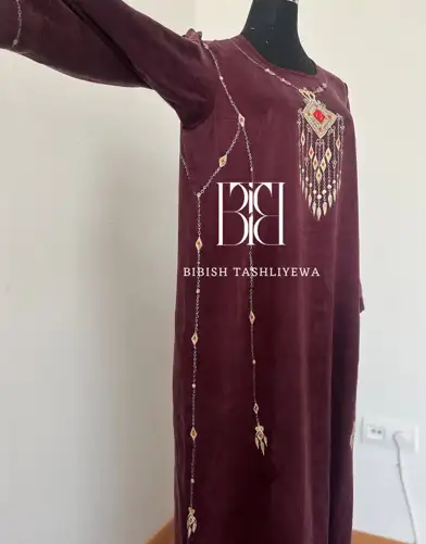 Türkmen fasonlar pombarh fasonlar Fasonlar 2025 fasonlar fason moda modalar Bezen bezen Türkmen fasonlar 2026 Türkmen fasonlar 2025 Türkmen fasonlar 2024 Türkmen fasonlar 2023 turkmenistan türkmenistan turkmen türkmen ashgabat  asgabat aşgabat balkan mary lebap dashoguz dasoguz daşoguz pombarh ponbarhat gulyupek gülýüpek stapel ştapel Gralan Çüýdeşen Abaýa Gadymy Krep Gurultaý 	Keteni Ýüpek Şifon Gipýur Lyon Welwet Atlas Kaşemir Streýç Suzana Ştapel Gülýüpek Pombarh Ýupka Gursakça Aksesuarlar Palto Penjek Okuw eşik Fata Sport eşik Uniforma Nakidka Öýme Şarf kompýuter ýaka ýaglyk Arenda köýnek 2nji el köýnek Taýyn köýnek Matalar Milli lybas milli lybaslar Toý köýnek Toý köýnekler toy koynek toy koynekler gundelik koynekler Gündelik	 
 köýnekler fata koynek Modern taze fason Eskiz koynektm turkmenkoynek türkmenkoynek fason moda moda fasonlar Iş eşik el iş	sada	ýakaly ýakasyz	keşdeli biserli	ýeňli giň nagyşly ýüregi açyk stoýka ýaka ýanly kombinasiýa 	zerli üsti aşak guşakly seçekli gysga ýeňli Gülýüpek Milli lybas el iş, ýanly, ýeňli, giň 26-35 Goýy-gyzyl yaz, tomus, guyz