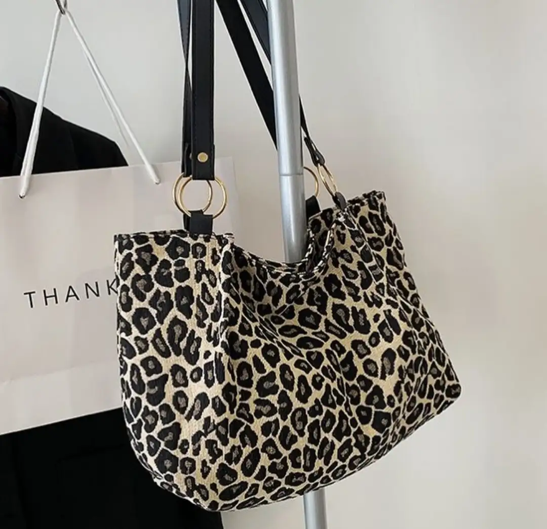 Türkmen fasonlar pombarh fasonlar Fasonlar 2025 fasonlar fason moda modalar Bezen bezen Türkmen fasonlar 2026 Türkmen fasonlar 2025 Türkmen fasonlar 2024 Türkmen fasonlar 2023 turkmenistan türkmenistan turkmen türkmen ashgabat  asgabat aşgabat balkan mary lebap dashoguz dasoguz daşoguz pombarh ponbarhat gulyupek gülýüpek stapel ştapel Gralan Çüýdeşen Abaýa Gadymy Krep Gurultaý 	Keteni Ýüpek Şifon Gipýur Lyon Welwet Atlas Kaşemir Streýç Suzana Ştapel Gülýüpek Pombarh Ýupka Gursakça Aksesuarlar Palto Penjek Okuw eşik Fata Sport eşik Uniforma Nakidka Öýme Şarf kompýuter ýaka ýaglyk Arenda köýnek 2nji el köýnek Taýyn köýnek Matalar Milli lybas milli lybaslar Toý köýnek Toý köýnekler toy koynek toy koynekler gundelik koynekler Gündelik	 
 köýnekler fata koynek Modern taze fason Eskiz koynektm turkmenkoynek türkmenkoynek fason moda moda fasonlar Iş eşik el iş	sada	ýakaly ýakasyz	keşdeli biserli	ýeňli giň nagyşly ýüregi açyk stoýka ýaka ýanly kombinasiýa 	zerli üsti aşak guşakly seçekli gysga ýeňli 