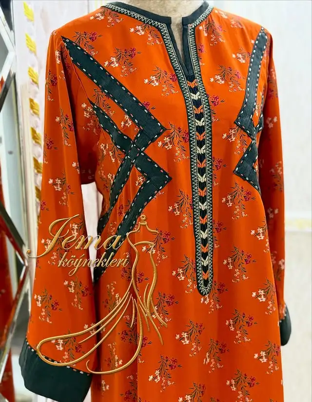 Türkmen fasonlar pombarh fasonlar Fasonlar 2025 fasonlar fason moda modalar Bezen bezen Türkmen fasonlar 2026 Türkmen fasonlar 2025 Türkmen fasonlar 2024 Türkmen fasonlar 2023 turkmenistan türkmenistan turkmen türkmen ashgabat  asgabat aşgabat balkan mary lebap dashoguz dasoguz daşoguz pombarh ponbarhat gulyupek gülýüpek stapel ştapel Gralan Çüýdeşen Abaýa Gadymy Krep Gurultaý 	Keteni Ýüpek Şifon Gipýur Lyon Welwet Atlas Kaşemir Streýç Suzana Ştapel Gülýüpek Pombarh Ýupka Gursakça Aksesuarlar Palto Penjek Okuw eşik Fata Sport eşik Uniforma Nakidka Öýme Şarf kompýuter ýaka ýaglyk Arenda köýnek 2nji el köýnek Taýyn köýnek Matalar Milli lybas milli lybaslar Toý köýnek Toý köýnekler toy koynek toy koynekler gundelik koynekler Gündelik	 
 köýnekler fata koynek Modern taze fason Eskiz koynektm turkmenkoynek türkmenkoynek fason moda moda fasonlar Iş eşik el iş	sada	ýakaly ýakasyz	keşdeli biserli	ýeňli giň nagyşly ýüregi açyk stoýka ýaka ýanly kombinasiýa 	zerli üsti aşak guşakly seçekli gysga ýeňli Ştapel Gündelik ýakaly, ýeňli, giň 17-25, 26-35 Gyzyl yaz, tomus, guyz