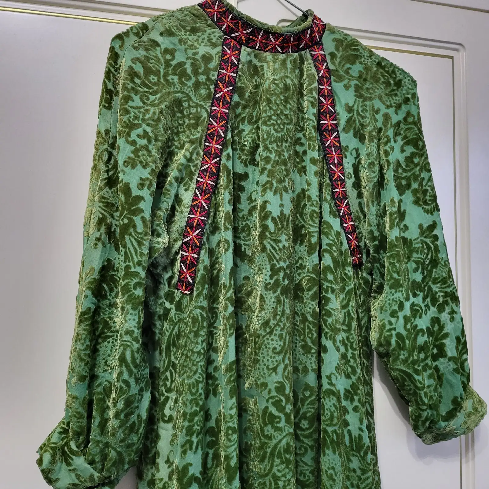 Türkmen fasonlar pombarh fasonlar Fasonlar 2025 fasonlar fason moda modalar Bezen bezen Türkmen fasonlar 2026 Türkmen fasonlar 2025 Türkmen fasonlar 2024 Türkmen fasonlar 2023 turkmenistan türkmenistan turkmen türkmen ashgabat  asgabat aşgabat balkan mary lebap dashoguz dasoguz daşoguz pombarh ponbarhat gulyupek gülýüpek stapel ştapel Gralan Çüýdeşen Abaýa Gadymy Krep Gurultaý 	Keteni Ýüpek Şifon Gipýur Lyon Welwet Atlas Kaşemir Streýç Suzana Ştapel Gülýüpek Pombarh Ýupka Gursakça Aksesuarlar Palto Penjek Okuw eşik Fata Sport eşik Uniforma Nakidka Öýme Şarf kompýuter ýaka ýaglyk Arenda köýnek 2nji el köýnek Taýyn köýnek Matalar Milli lybas milli lybaslar Toý köýnek Toý köýnekler toy koynek toy koynekler gundelik koynekler Gündelik	 
 köýnekler fata koynek Modern taze fason Eskiz koynektm turkmenkoynek türkmenkoynek fason moda moda fasonlar Iş eşik el iş	sada	ýakaly ýakasyz	keşdeli biserli	ýeňli giň nagyşly ýüregi açyk stoýka ýaka ýanly kombinasiýa 	zerli üsti aşak guşakly seçekli gysga ýeňli 