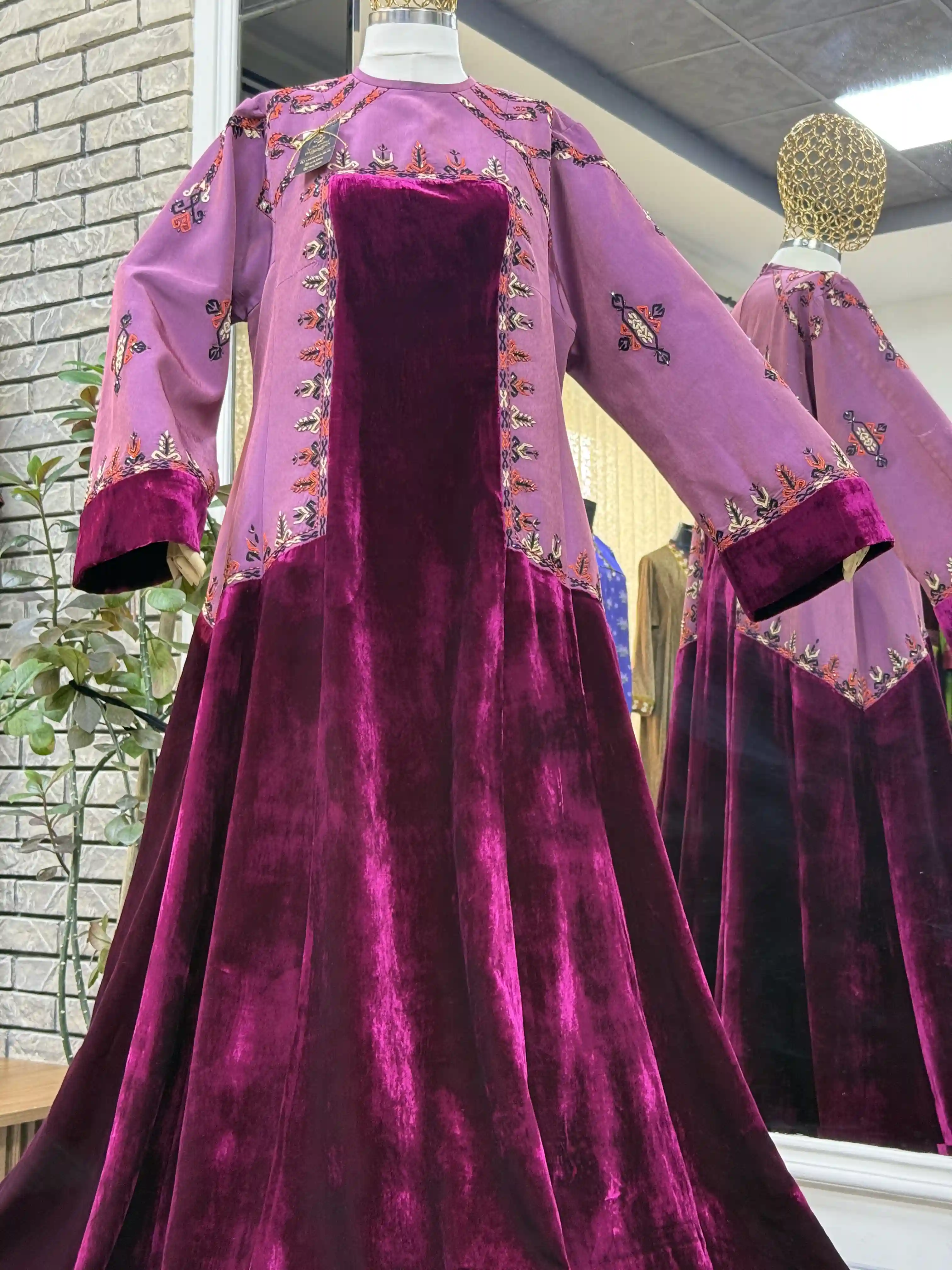 Türkmen fasonlar pombarh fasonlar Fasonlar 2025 fasonlar fason moda modalar Bezen bezen Türkmen fasonlar 2026 Türkmen fasonlar 2025 Türkmen fasonlar 2024 Türkmen fasonlar 2023 turkmenistan türkmenistan turkmen türkmen ashgabat  asgabat aşgabat balkan mary lebap dashoguz dasoguz daşoguz pombarh ponbarhat gulyupek gülýüpek stapel ştapel Gralan Çüýdeşen Abaýa Gadymy Krep Gurultaý 	Keteni Ýüpek Şifon Gipýur Lyon Welwet Atlas Kaşemir Streýç Suzana Ştapel Gülýüpek Pombarh Ýupka Gursakça Aksesuarlar Palto Penjek Okuw eşik Fata Sport eşik Uniforma Nakidka Öýme Şarf kompýuter ýaka ýaglyk Arenda köýnek 2nji el köýnek Taýyn köýnek Matalar Milli lybas milli lybaslar Toý köýnek Toý köýnekler toy koynek toy koynekler gundelik koynekler Gündelik	 
 köýnekler fata koynek Modern taze fason Eskiz koynektm turkmenkoynek türkmenkoynek fason moda moda fasonlar Iş eşik el iş	sada	ýakaly ýakasyz	keşdeli biserli	ýeňli giň nagyşly ýüregi açyk stoýka ýaka ýanly kombinasiýa 	zerli üsti aşak guşakly seçekli gysga ýeňli Keteni, Atlas Toý köýnek el iş, keşdeli, ýakasyz, ýeňli, nagyşly 26-35, 35+ Gülgüne