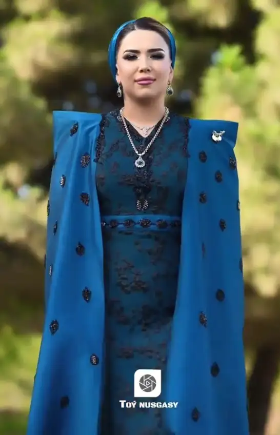 Türkmen fasonlar pombarh fasonlar Fasonlar 2025 fasonlar fason moda modalar Bezen bezen Türkmen fasonlar 2026 Türkmen fasonlar 2025 Türkmen fasonlar 2024 Türkmen fasonlar 2023 turkmenistan türkmenistan turkmen türkmen ashgabat  asgabat aşgabat balkan mary lebap dashoguz dasoguz daşoguz pombarh ponbarhat gulyupek gülýüpek stapel ştapel Gralan Çüýdeşen Abaýa Gadymy Krep Gurultaý 	Keteni Ýüpek Şifon Gipýur Lyon Welwet Atlas Kaşemir Streýç Suzana Ştapel Gülýüpek Pombarh Ýupka Gursakça Aksesuarlar Palto Penjek Okuw eşik Fata Sport eşik Uniforma Nakidka Öýme Şarf kompýuter ýaka ýaglyk Arenda köýnek 2nji el köýnek Taýyn köýnek Matalar Milli lybas milli lybaslar Toý köýnek Toý köýnekler toy koynek toy koynekler gundelik koynekler Gündelik	 
 köýnekler fata koynek Modern taze fason Eskiz koynektm turkmenkoynek türkmenkoynek fason moda moda fasonlar Iş eşik el iş	sada	ýakaly ýakasyz	keşdeli biserli	ýeňli giň nagyşly ýüregi açyk stoýka ýaka ýanly kombinasiýa 	zerli üsti aşak guşakly seçekli gysga ýeňli Toý köýnek, Modern ýakasyz, gysga ýeňli 17-25, 26-35 Benewşe, Goýy-gök yaz, tomus, guyz