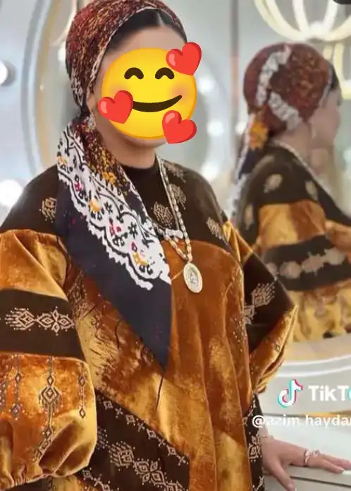 Türkmen fasonlar pombarh fasonlar Fasonlar 2025 fasonlar fason moda modalar Bezen bezen Türkmen fasonlar 2026 Türkmen fasonlar 2025 Türkmen fasonlar 2024 Türkmen fasonlar 2023 turkmenistan türkmenistan turkmen türkmen ashgabat  asgabat aşgabat balkan mary lebap dashoguz dasoguz daşoguz pombarh ponbarhat gulyupek gülýüpek stapel ştapel Gralan Çüýdeşen Abaýa Gadymy Krep Gurultaý 	Keteni Ýüpek Şifon Gipýur Lyon Welwet Atlas Kaşemir Streýç Suzana Ştapel Gülýüpek Pombarh Ýupka Gursakça Aksesuarlar Palto Penjek Okuw eşik Fata Sport eşik Uniforma Nakidka Öýme Şarf kompýuter ýaka ýaglyk Arenda köýnek 2nji el köýnek Taýyn köýnek Matalar Milli lybas milli lybaslar Toý köýnek Toý köýnekler toy koynek toy koynekler gundelik koynekler Gündelik	 
 köýnekler fata koynek Modern taze fason Eskiz koynektm turkmenkoynek türkmenkoynek fason moda moda fasonlar Iş eşik el iş	sada	ýakaly ýakasyz	keşdeli biserli	ýeňli giň nagyşly ýüregi açyk stoýka ýaka ýanly kombinasiýa 	zerli üsti aşak guşakly seçekli gysga ýeňli Panbarhat (Pombarh), Tulky Toý köýnek el iş, keşdeli, ýakasyz, ýeňli, giň 17-25, 26-35, 35+ Goňur, Goýy-goňur, Altyn yaz, tomus, guyz, gysh