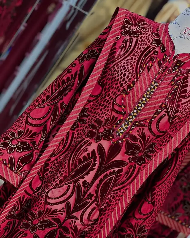 Türkmen fasonlar pombarh fasonlar Fasonlar 2025 fasonlar fason moda modalar Bezen bezen Türkmen fasonlar 2026 Türkmen fasonlar 2025 Türkmen fasonlar 2024 Türkmen fasonlar 2023 turkmenistan türkmenistan turkmen türkmen ashgabat  asgabat aşgabat balkan mary lebap dashoguz dasoguz daşoguz pombarh ponbarhat gulyupek gülýüpek stapel ştapel Gralan Çüýdeşen Abaýa Gadymy Krep Gurultaý 	Keteni Ýüpek Şifon Gipýur Lyon Welwet Atlas Kaşemir Streýç Suzana Ştapel Gülýüpek Pombarh Ýupka Gursakça Aksesuarlar Palto Penjek Okuw eşik Fata Sport eşik Uniforma Nakidka Öýme Şarf kompýuter ýaka ýaglyk Arenda köýnek 2nji el köýnek Taýyn köýnek Matalar Milli lybas milli lybaslar Toý köýnek Toý köýnekler toy koynek toy koynekler gundelik koynekler Gündelik	 
 köýnekler fata koynek Modern taze fason Eskiz koynektm turkmenkoynek türkmenkoynek fason moda moda fasonlar Iş eşik el iş	sada	ýakaly ýakasyz	keşdeli biserli	ýeňli giň nagyşly ýüregi açyk stoýka ýaka ýanly kombinasiýa 	zerli üsti aşak guşakly seçekli gysga ýeňli Toý köýnek el iş, ýakaly, ýanly, ýeňli, giň 17-25, 26-35 Gyzyl yaz, tomus