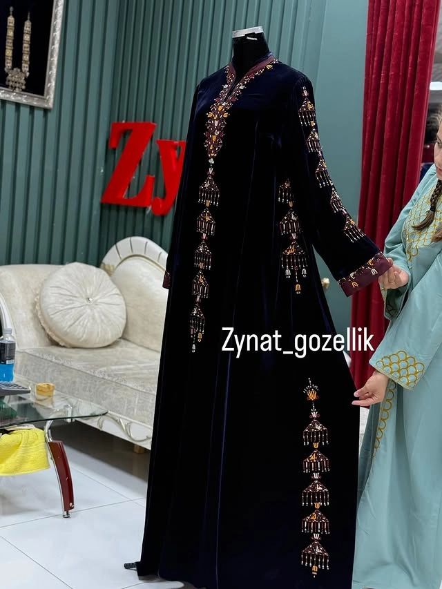 Türkmen fasonlar pombarh fasonlar Fasonlar 2025 fasonlar fason moda modalar Bezen bezen Türkmen fasonlar 2026 Türkmen fasonlar 2025 Türkmen fasonlar 2024 Türkmen fasonlar 2023 turkmenistan türkmenistan turkmen türkmen ashgabat  asgabat aşgabat balkan mary lebap dashoguz dasoguz daşoguz pombarh ponbarhat gulyupek gülýüpek stapel ştapel Gralan Çüýdeşen Abaýa Gadymy Krep Gurultaý 	Keteni Ýüpek Şifon Gipýur Lyon Welwet Atlas Kaşemir Streýç Suzana Ştapel Gülýüpek Pombarh Ýupka Gursakça Aksesuarlar Palto Penjek Okuw eşik Fata Sport eşik Uniforma Nakidka Öýme Şarf kompýuter ýaka ýaglyk Arenda köýnek 2nji el köýnek Taýyn köýnek Matalar Milli lybas milli lybaslar Toý köýnek Toý köýnekler toy koynek toy koynekler gundelik koynekler Gündelik	 
 köýnekler fata koynek Modern taze fason Eskiz koynektm turkmenkoynek türkmenkoynek fason moda moda fasonlar Iş eşik el iş	sada	ýakaly ýakasyz	keşdeli biserli	ýeňli giň nagyşly ýüregi açyk stoýka ýaka ýanly kombinasiýa 	zerli üsti aşak guşakly seçekli gysga ýeňli 